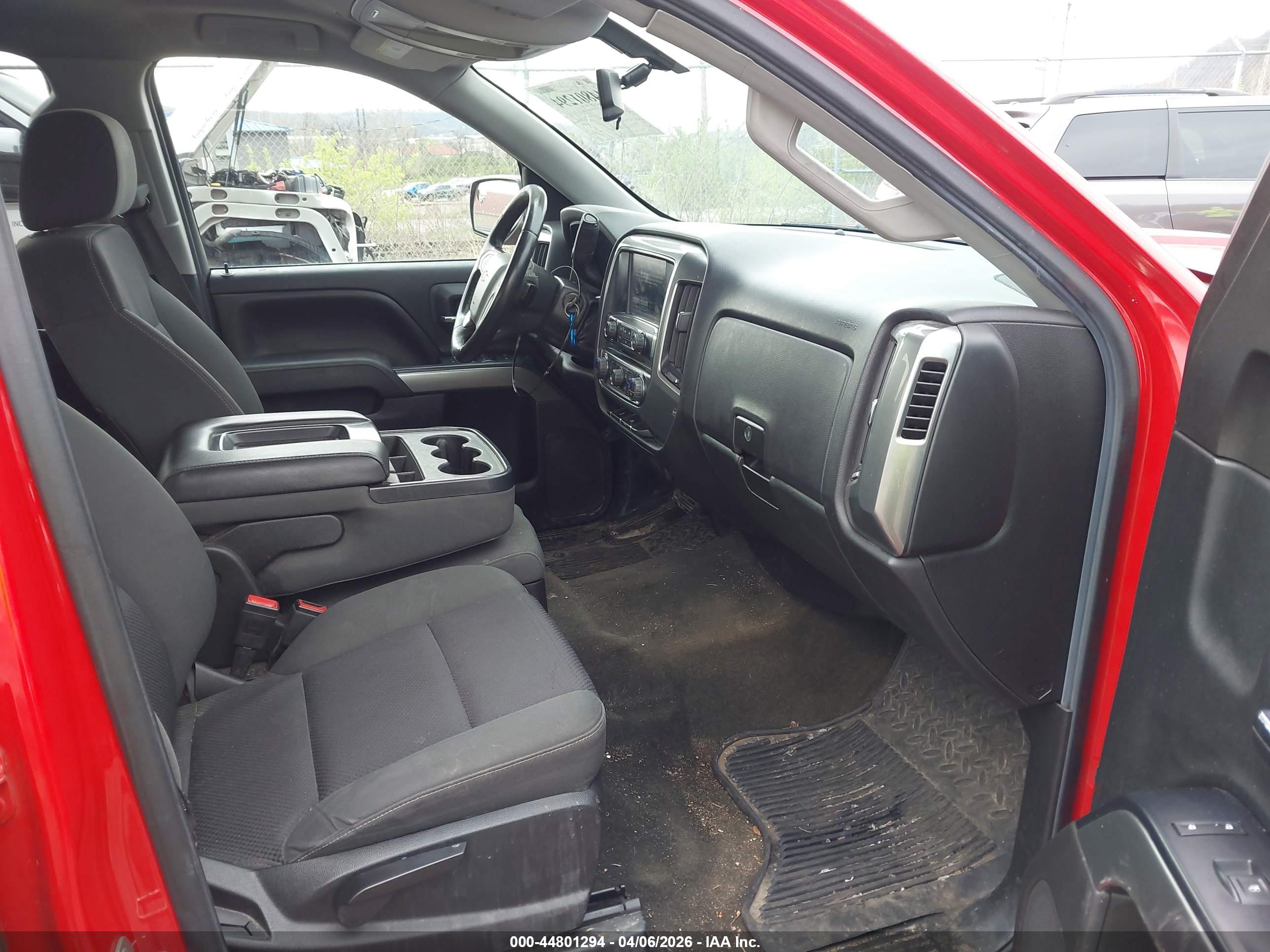 CHEVROLET SILVERADO image 5