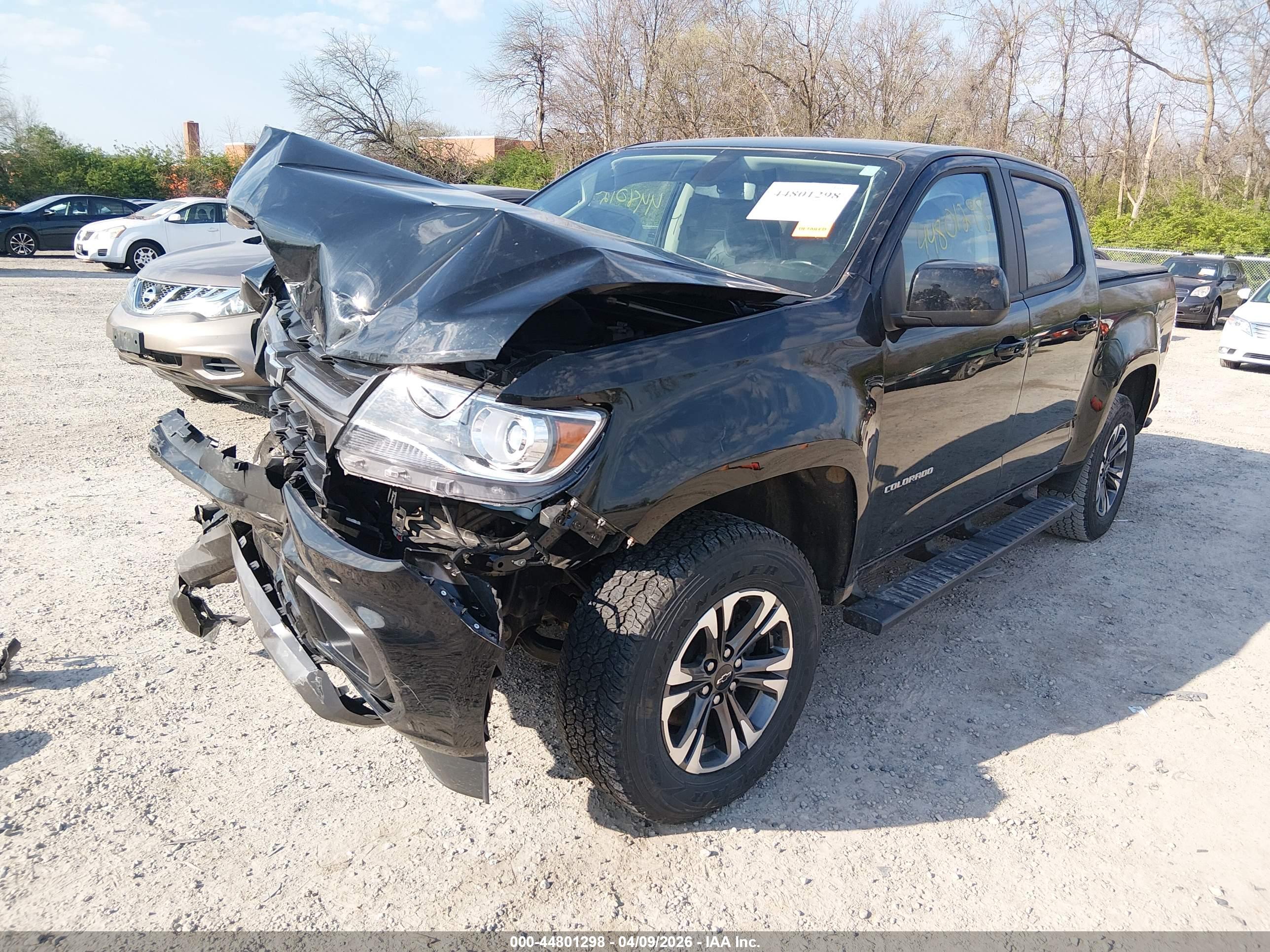 CHEVROLET COLORADO image 2