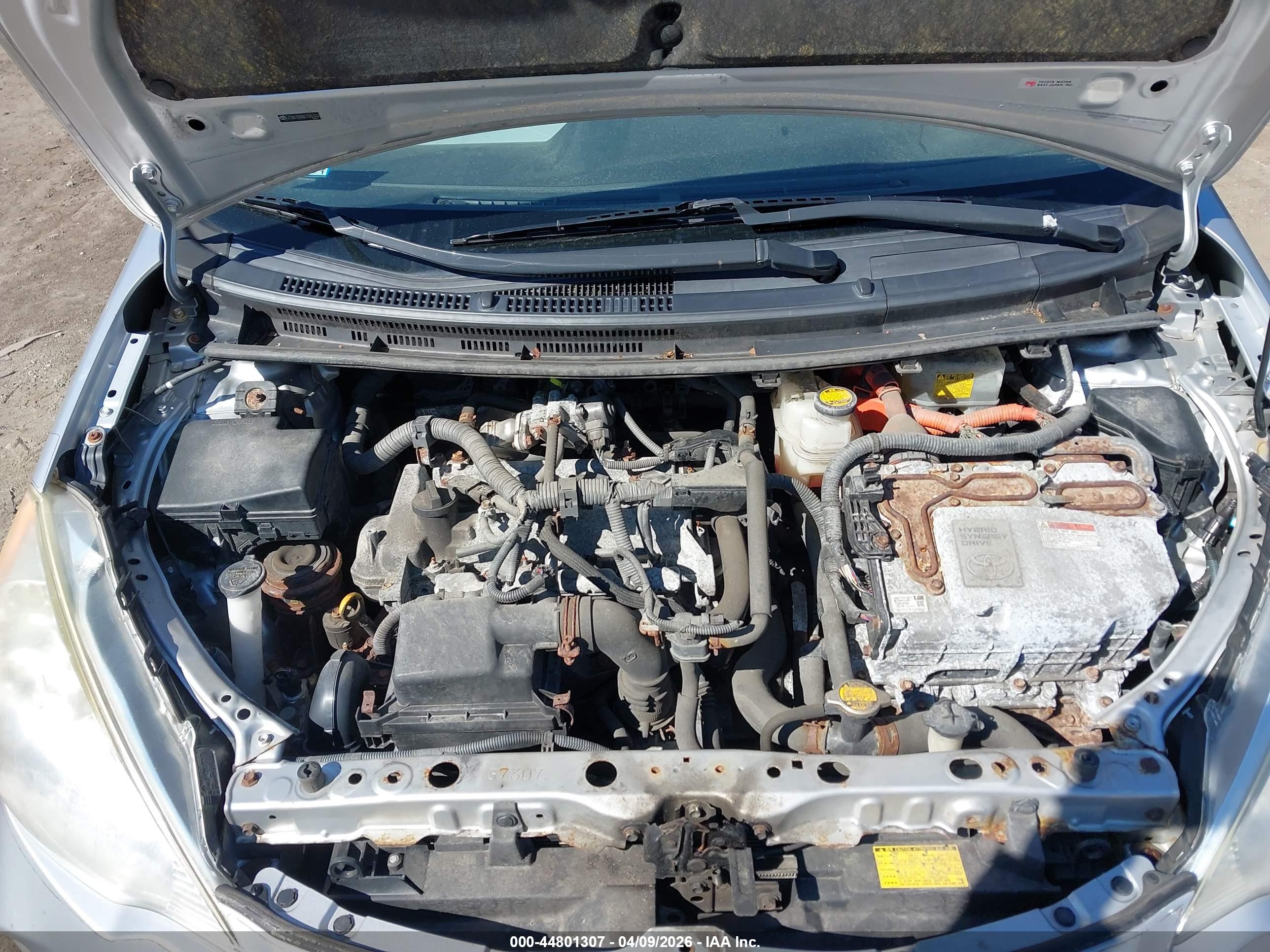 TOYOTA PRIUS image 10
