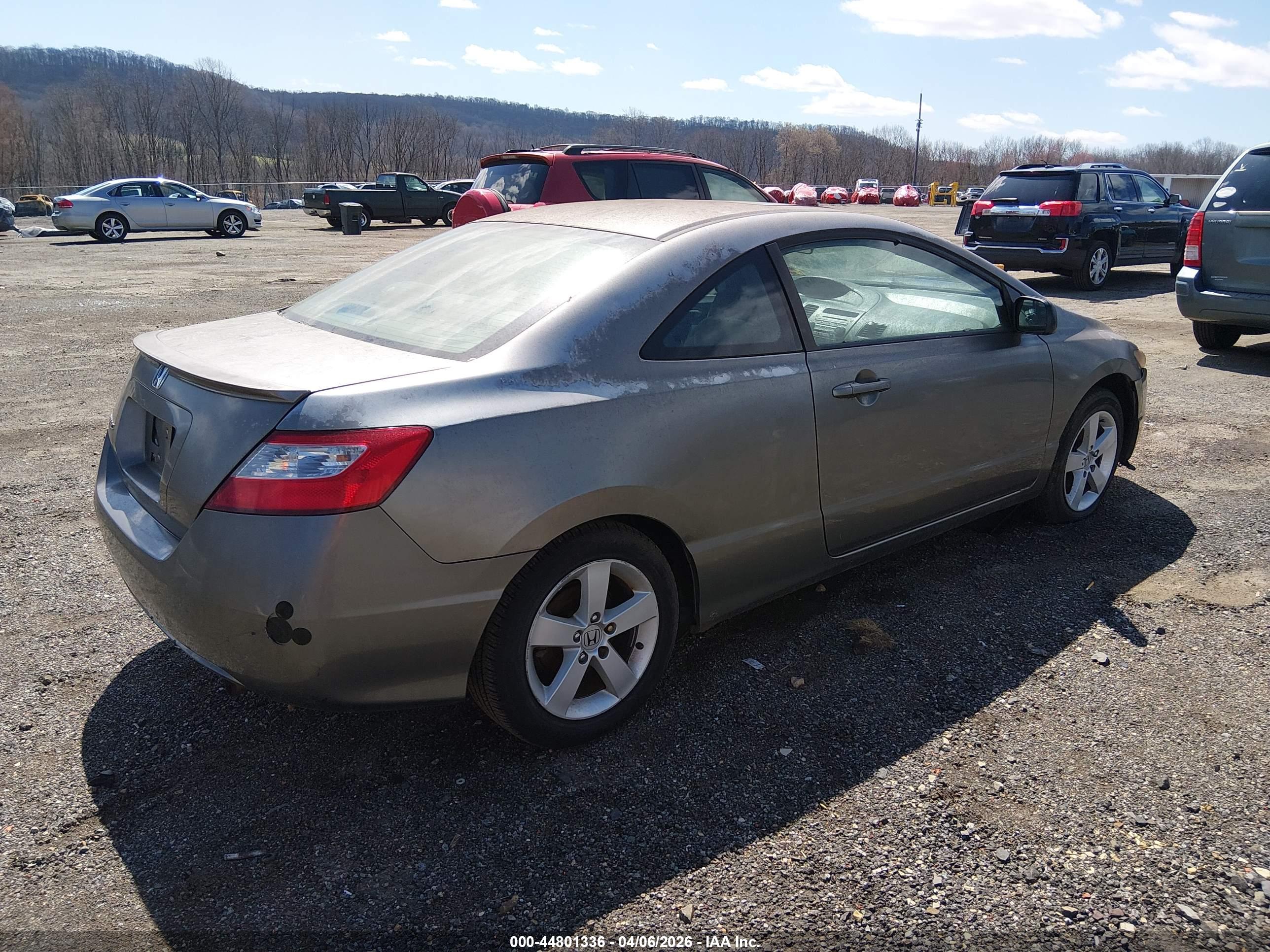 HONDA CIVIC image 4