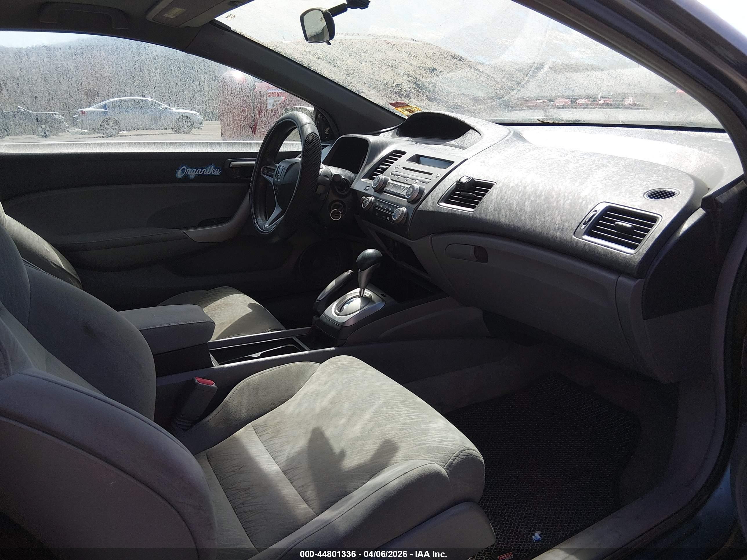 HONDA CIVIC image 5