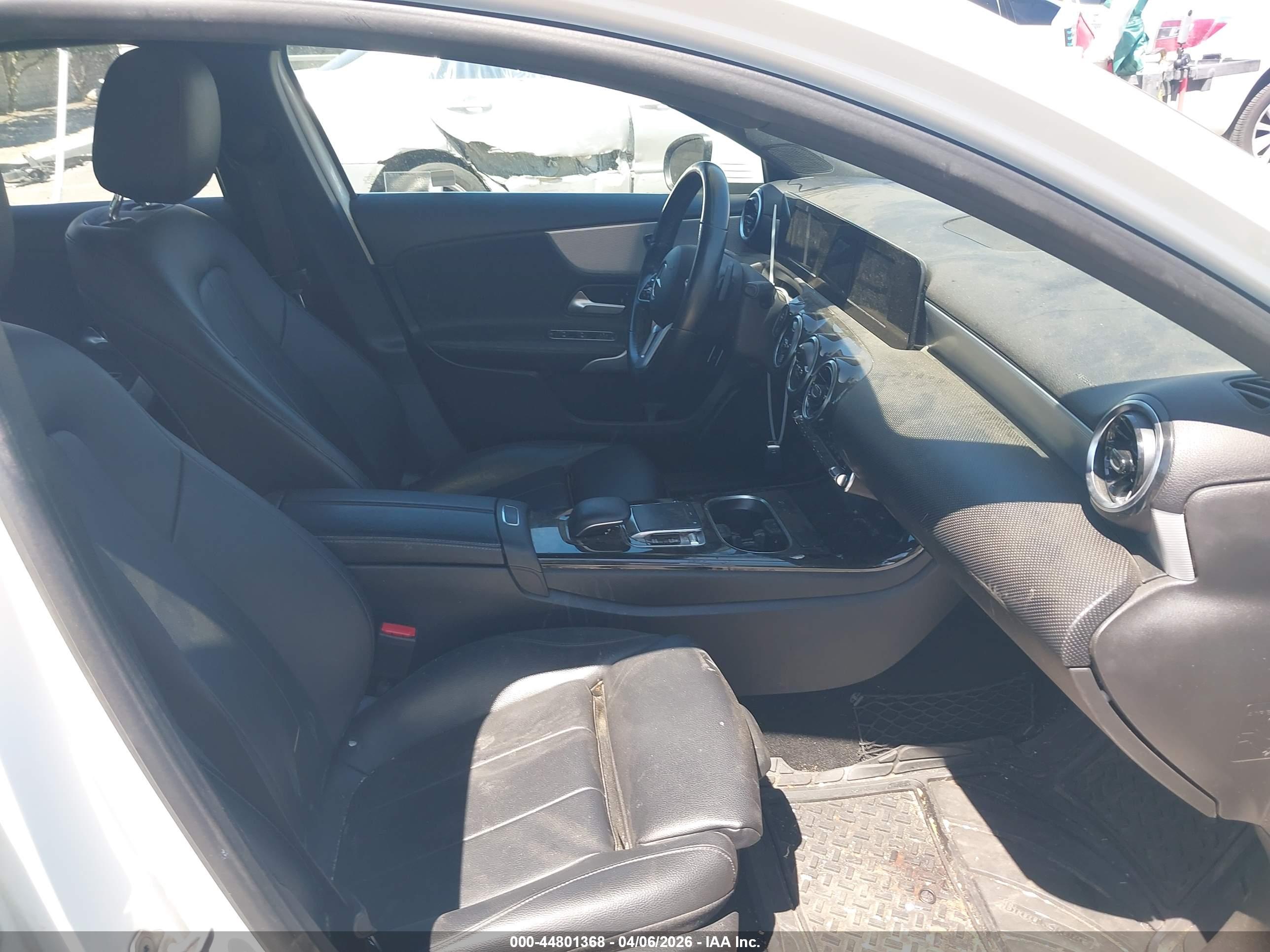 MERCEDES-BENZ A image 5