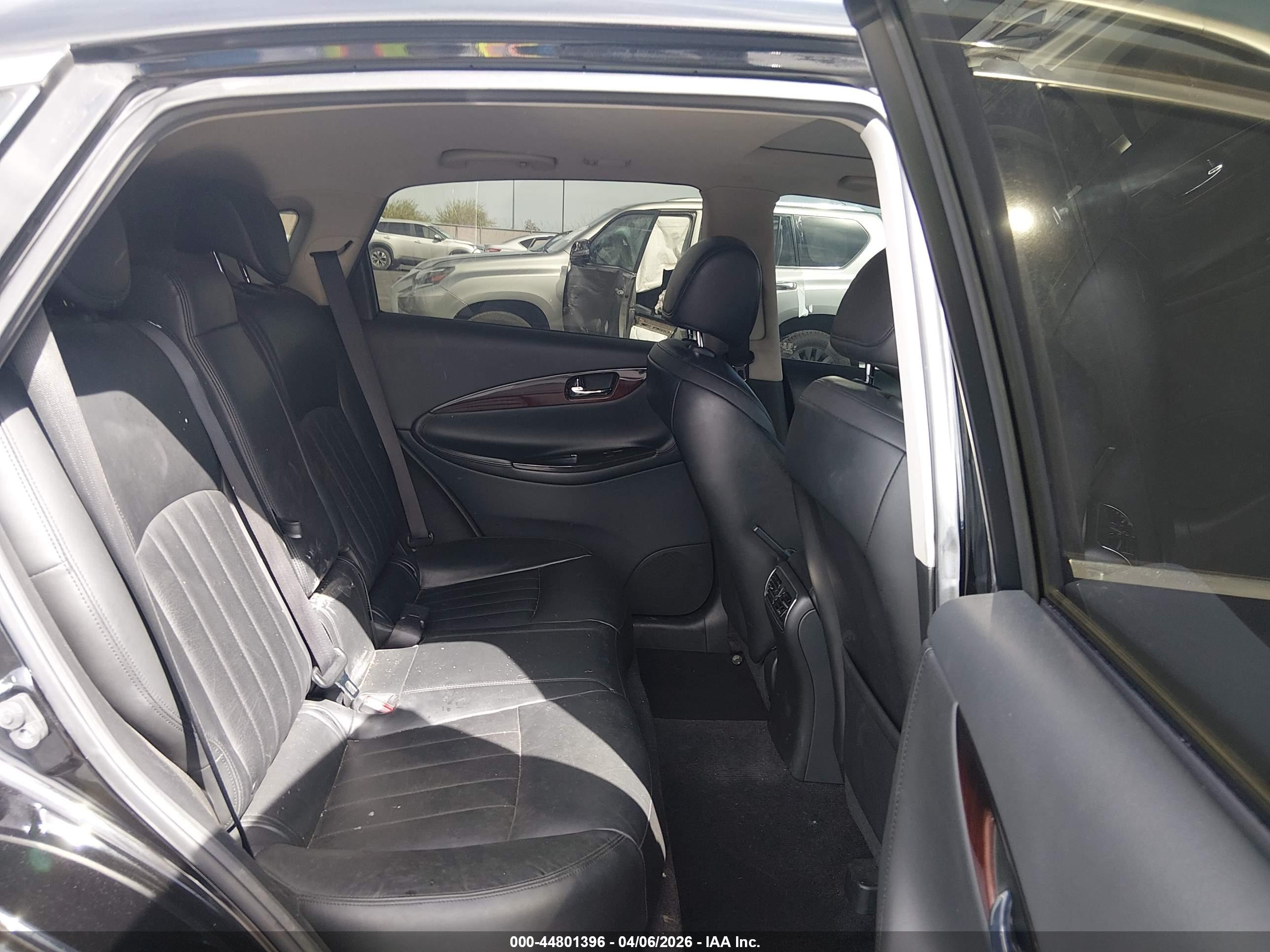 INFINITI QX50 image 8