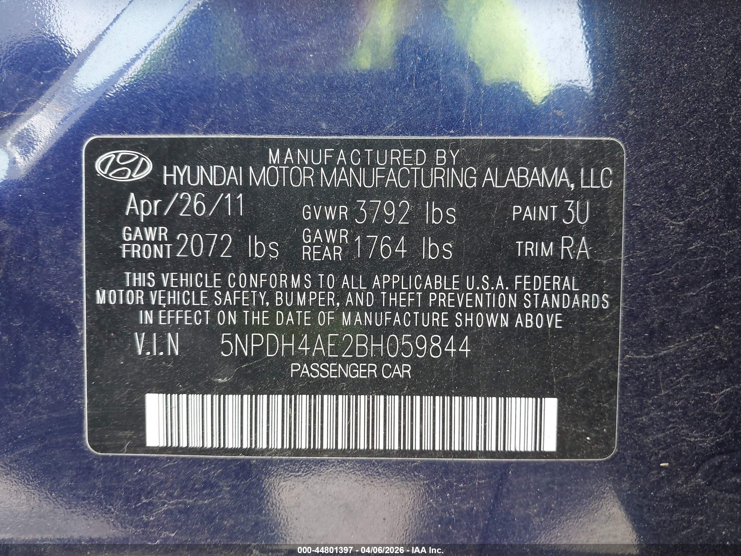 HYUNDAI ELANTRA image 9