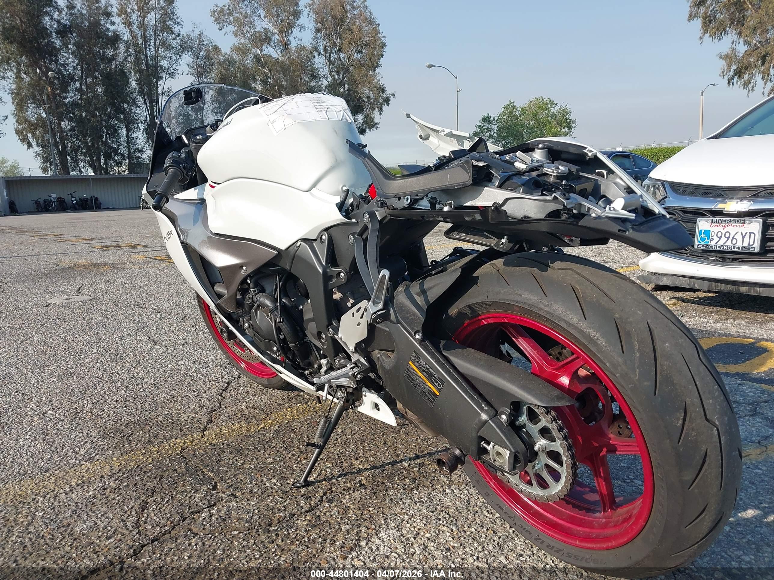 KAWASAKI ZX636 image 3