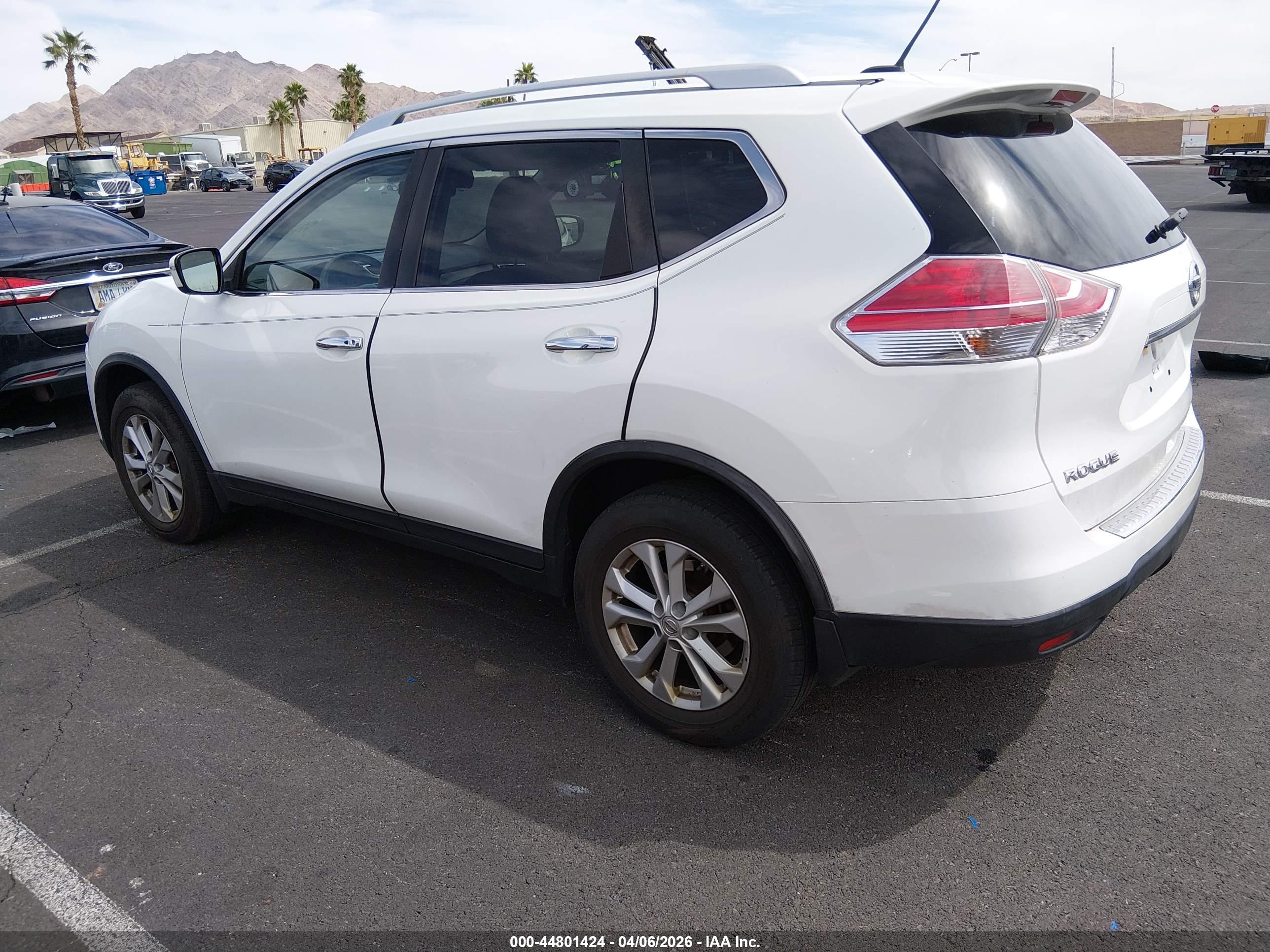 NISSAN ROGUE image 3