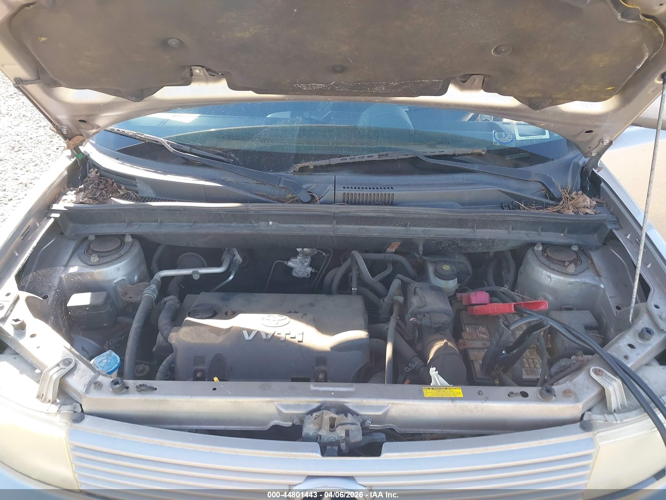 SCION XB image 10