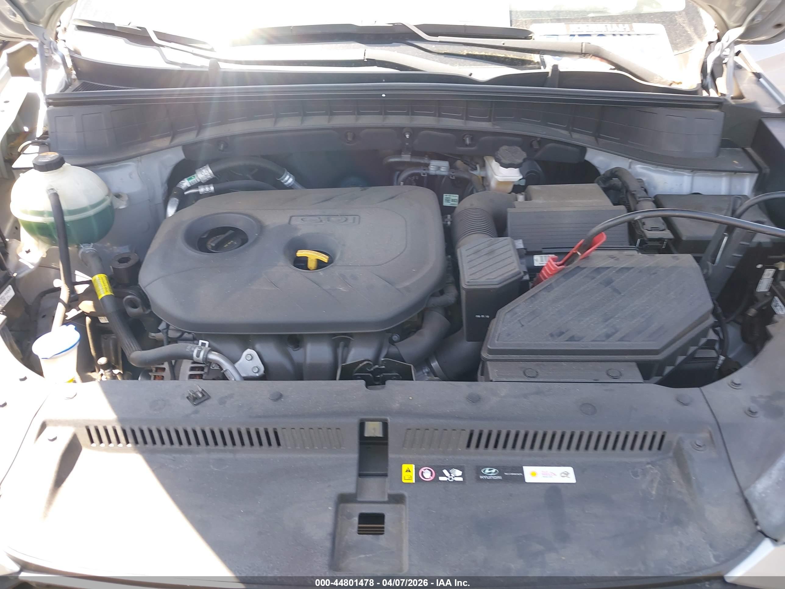HYUNDAI TUCSON image 10