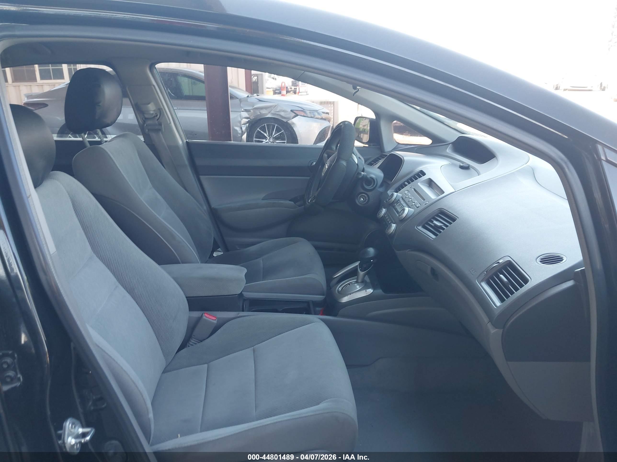 HONDA CIVIC image 5