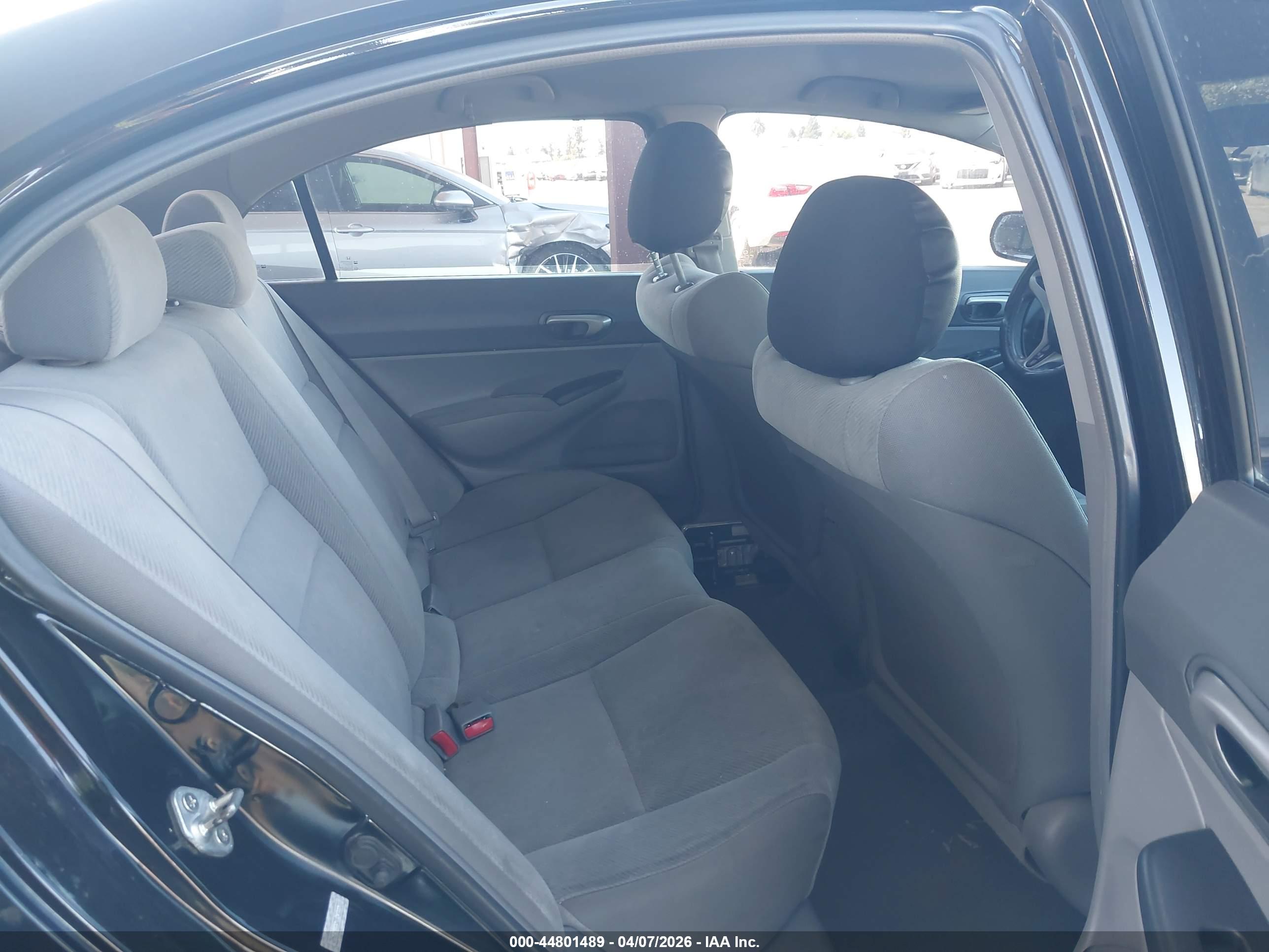 HONDA CIVIC image 8