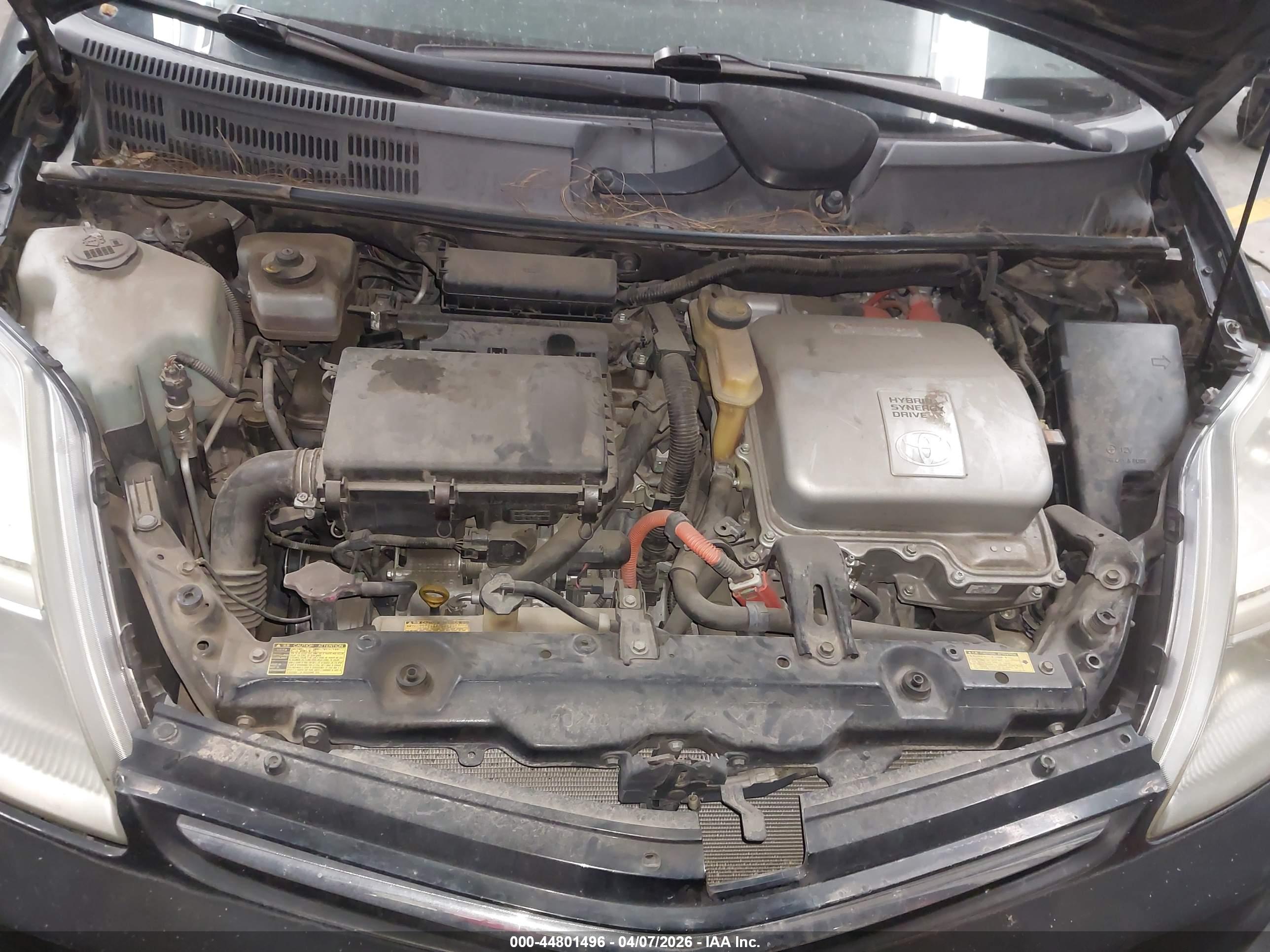 TOYOTA PRIUS image 10