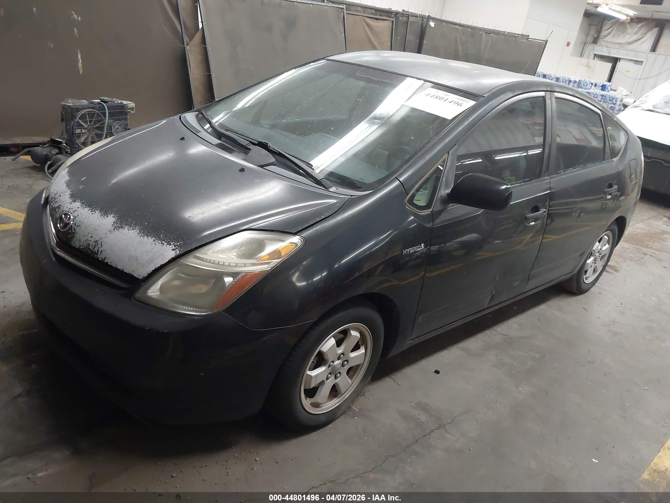 TOYOTA PRIUS image 2