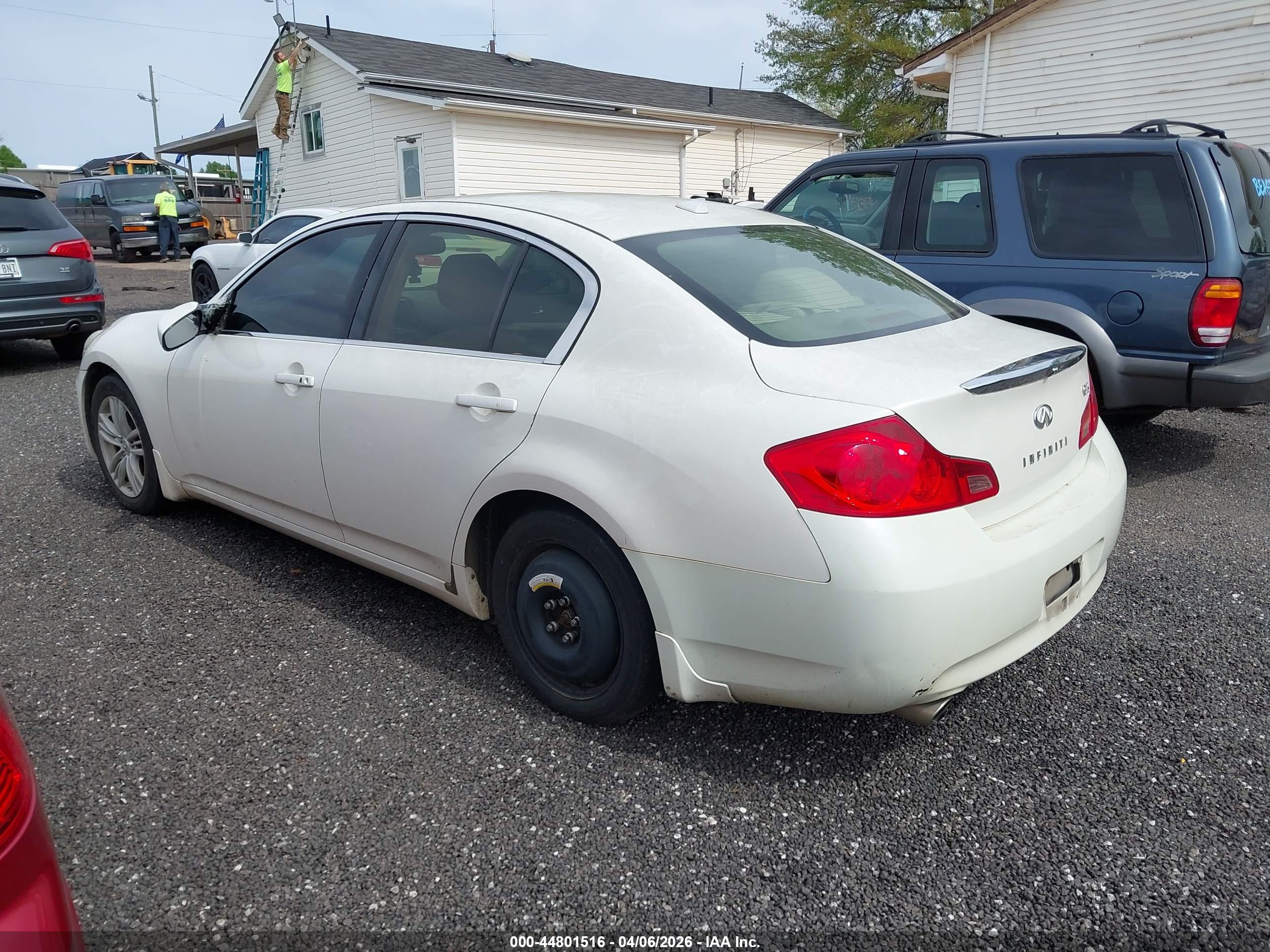 INFINITI G25 image 3