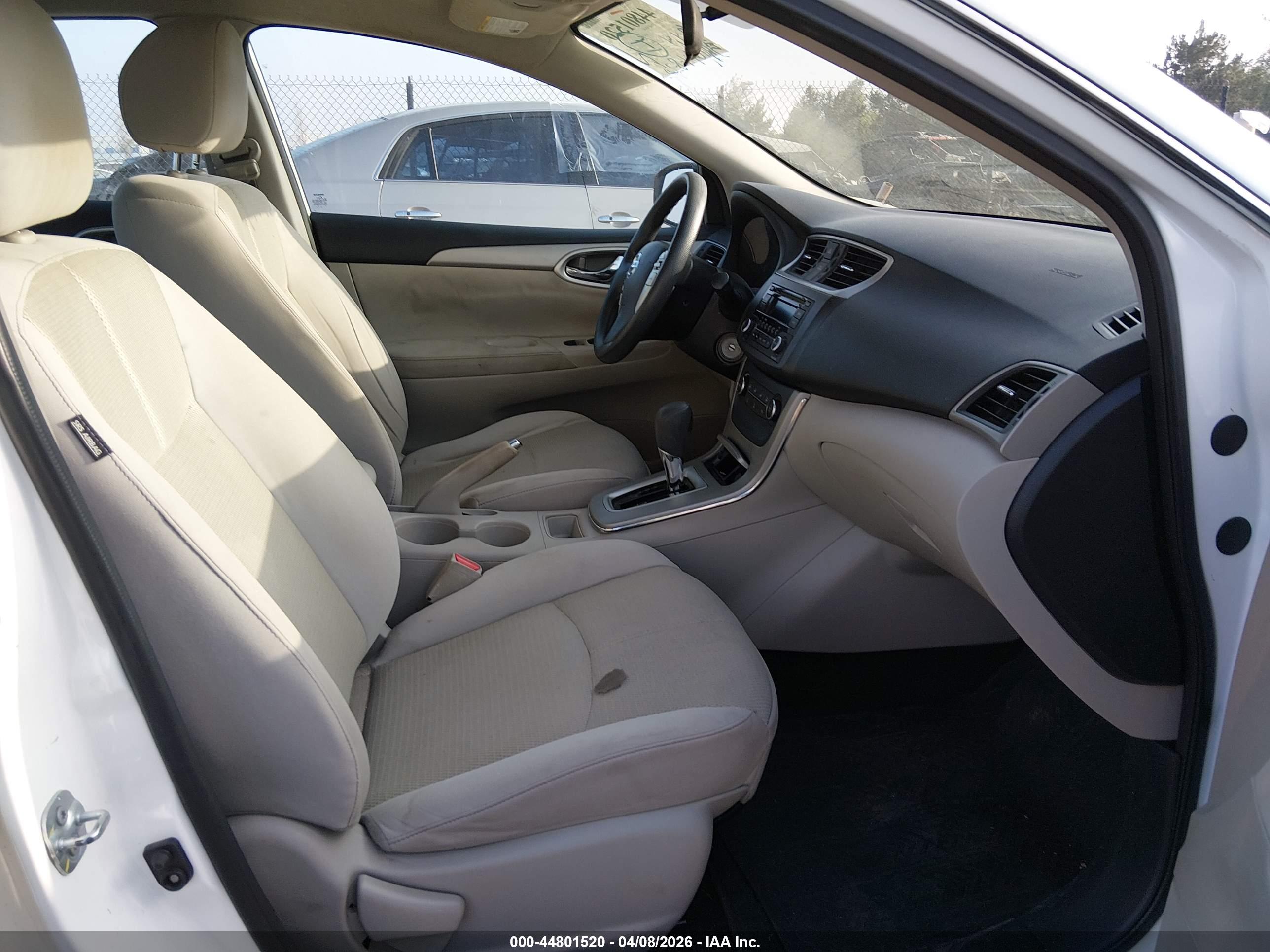NISSAN SENTRA image 5