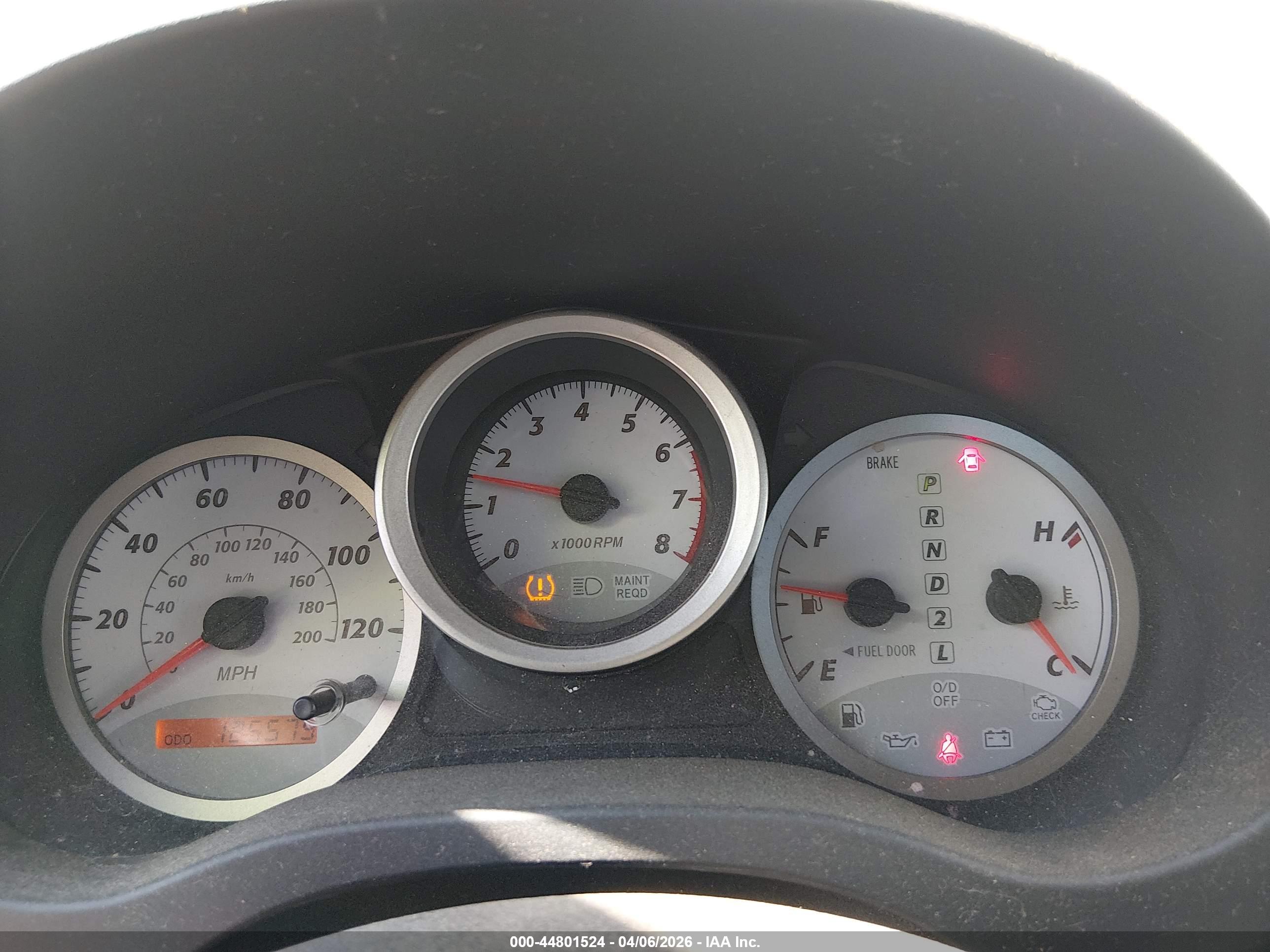 TOYOTA RAV4 image 7