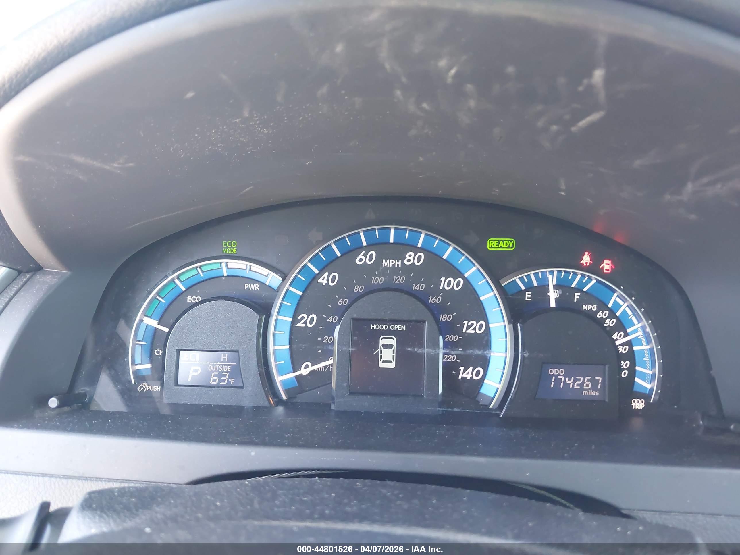 TOYOTA CAMRY image 7