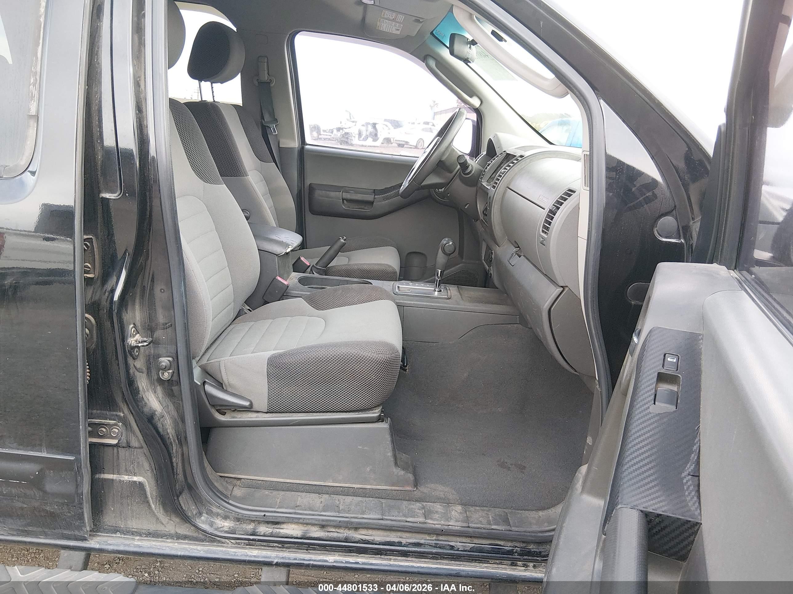 NISSAN XTERRA image 5