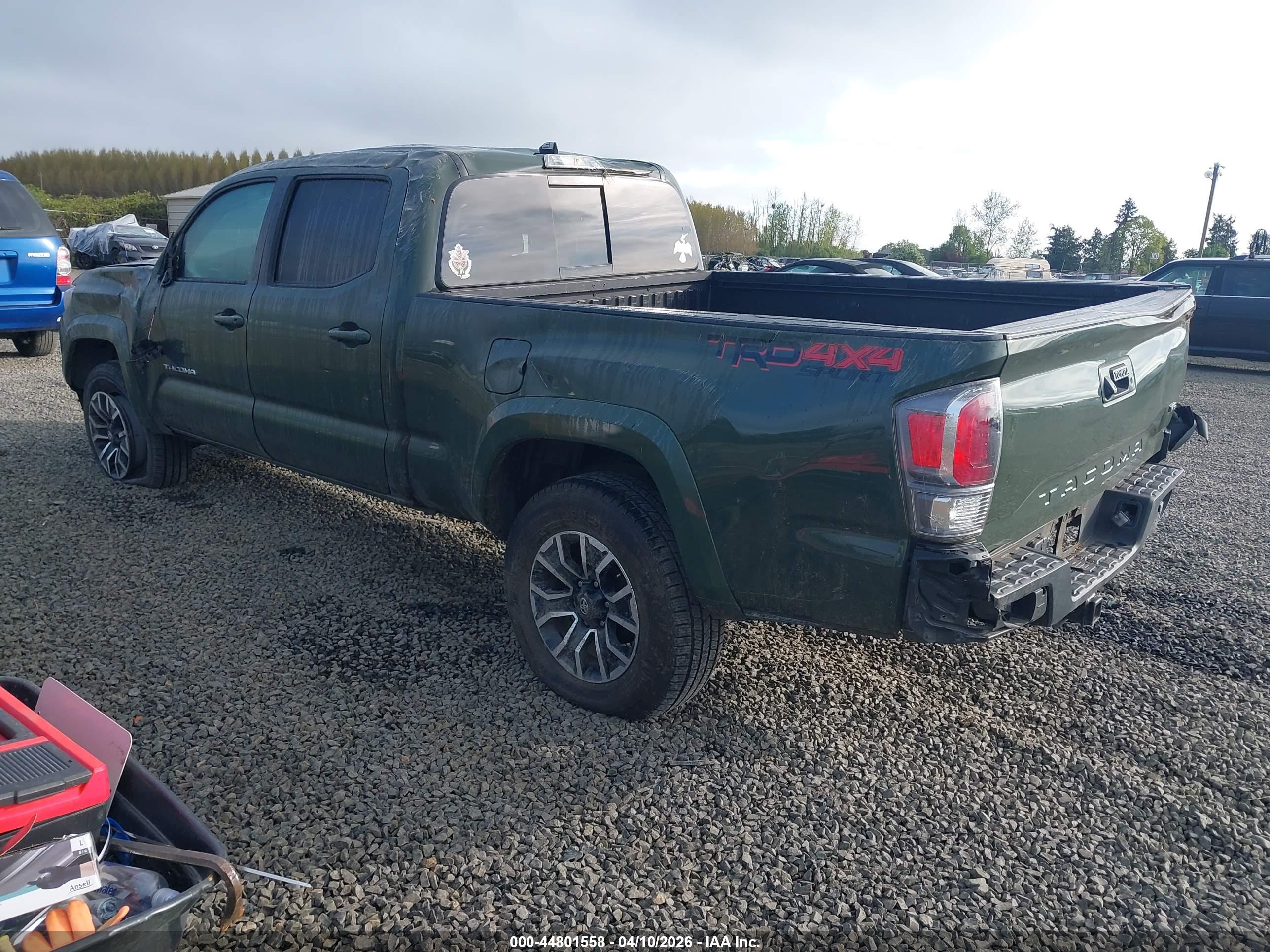 TOYOTA TACOMA image 3