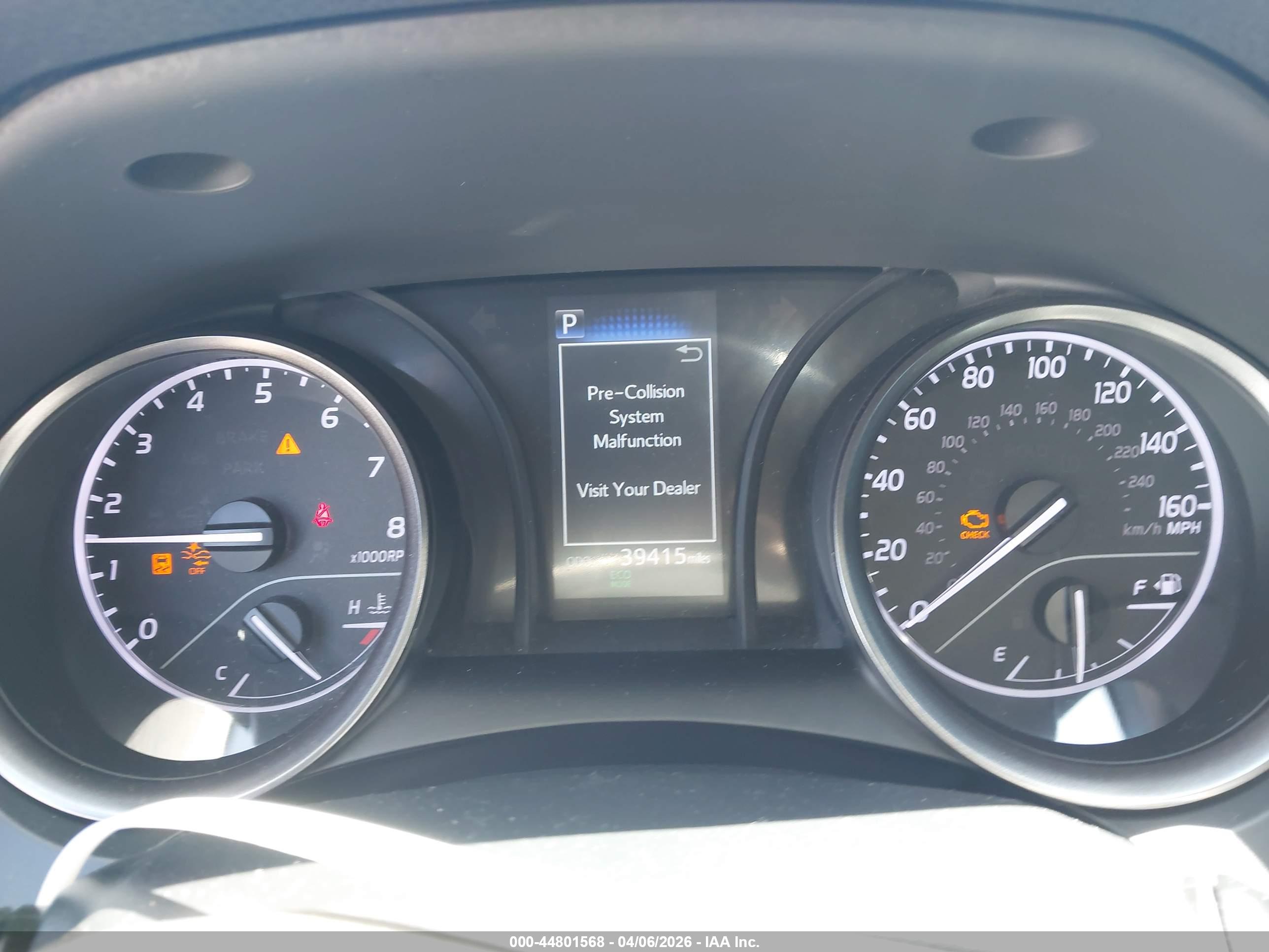 TOYOTA CAMRY image 7