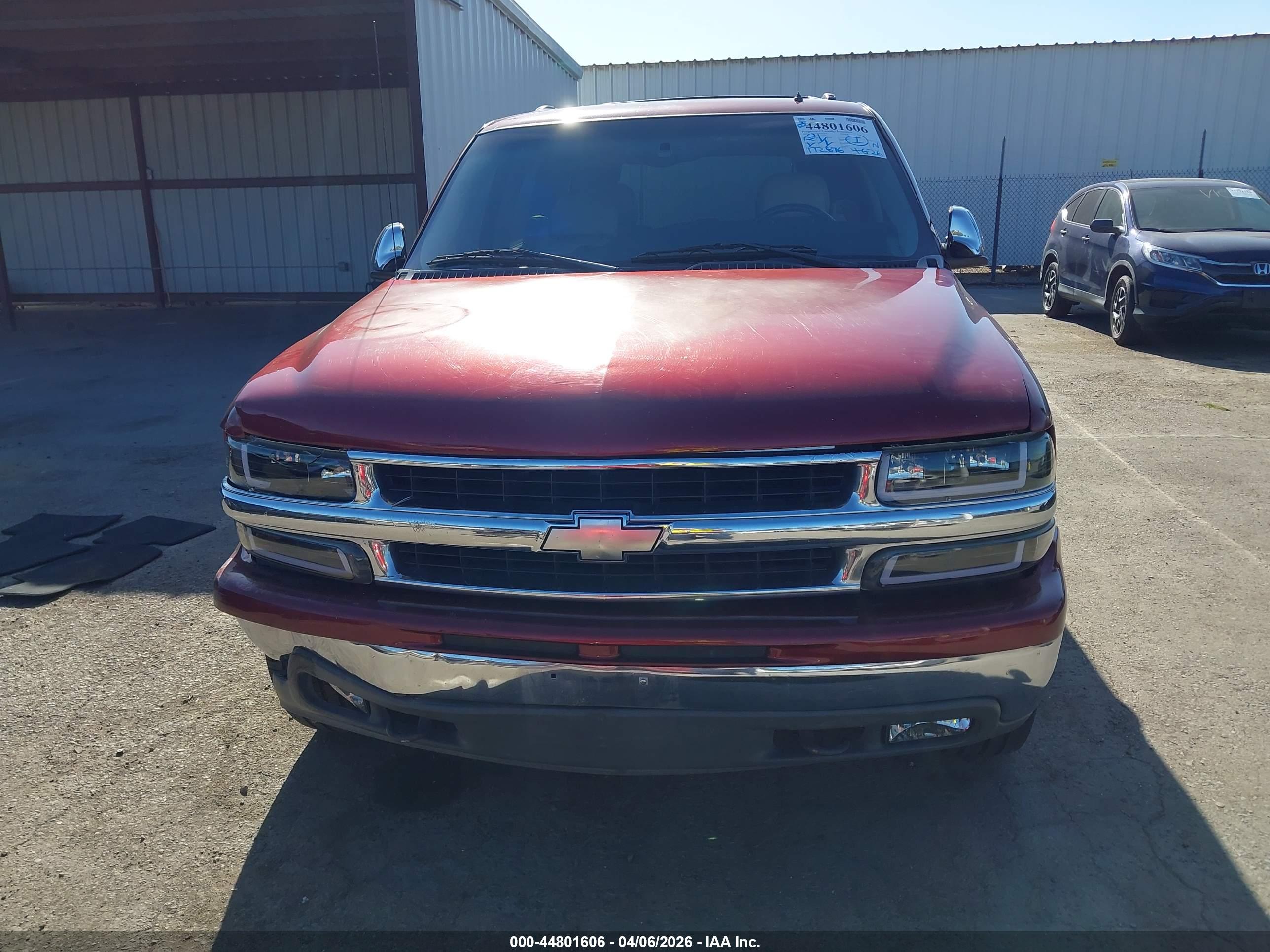 CHEVROLET TAHOE image 6