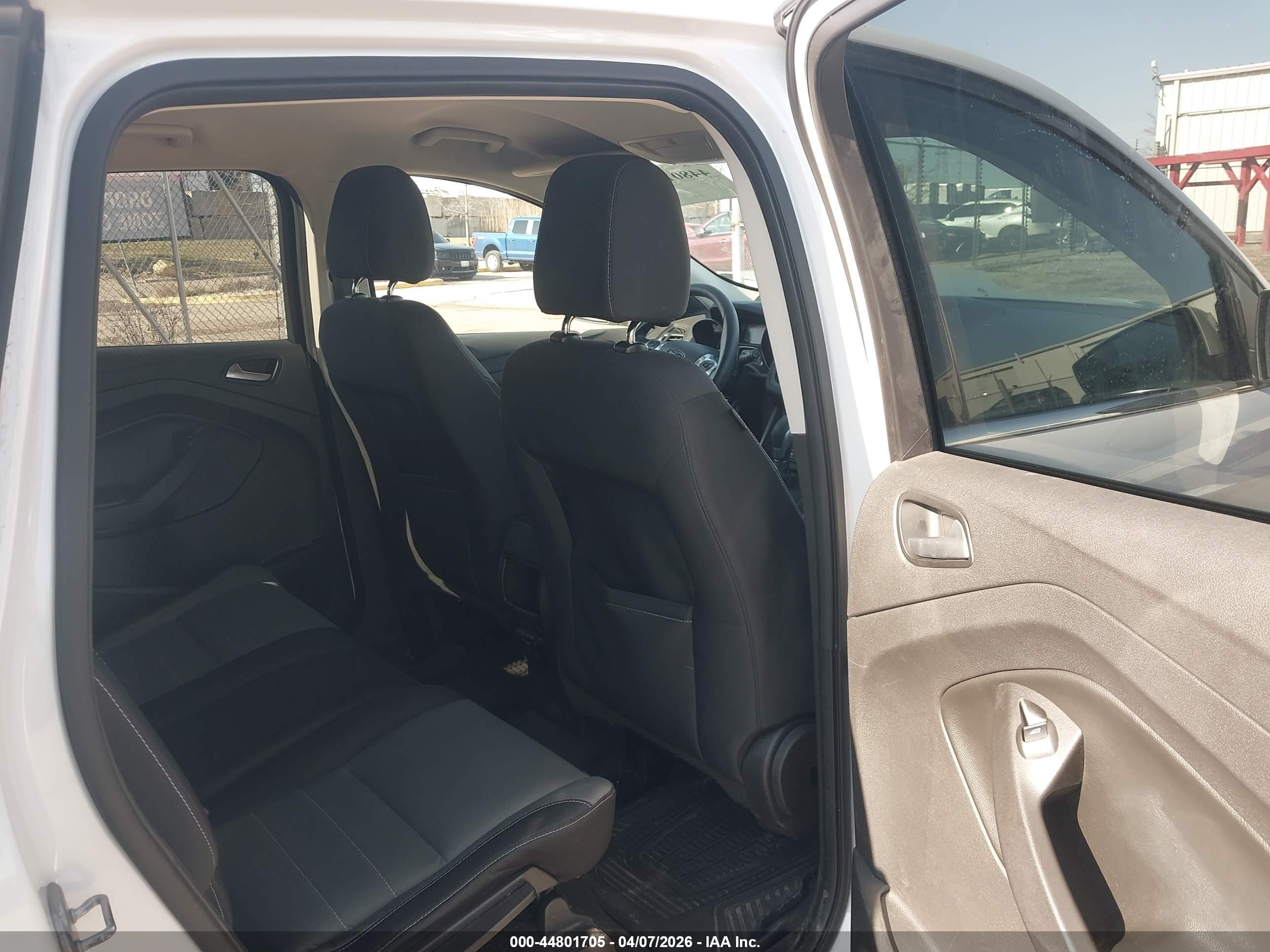 FORD ESCAPE image 8