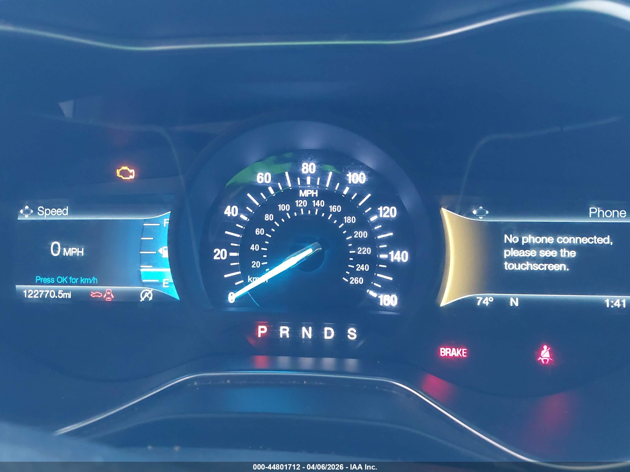 FORD FUSION image 7