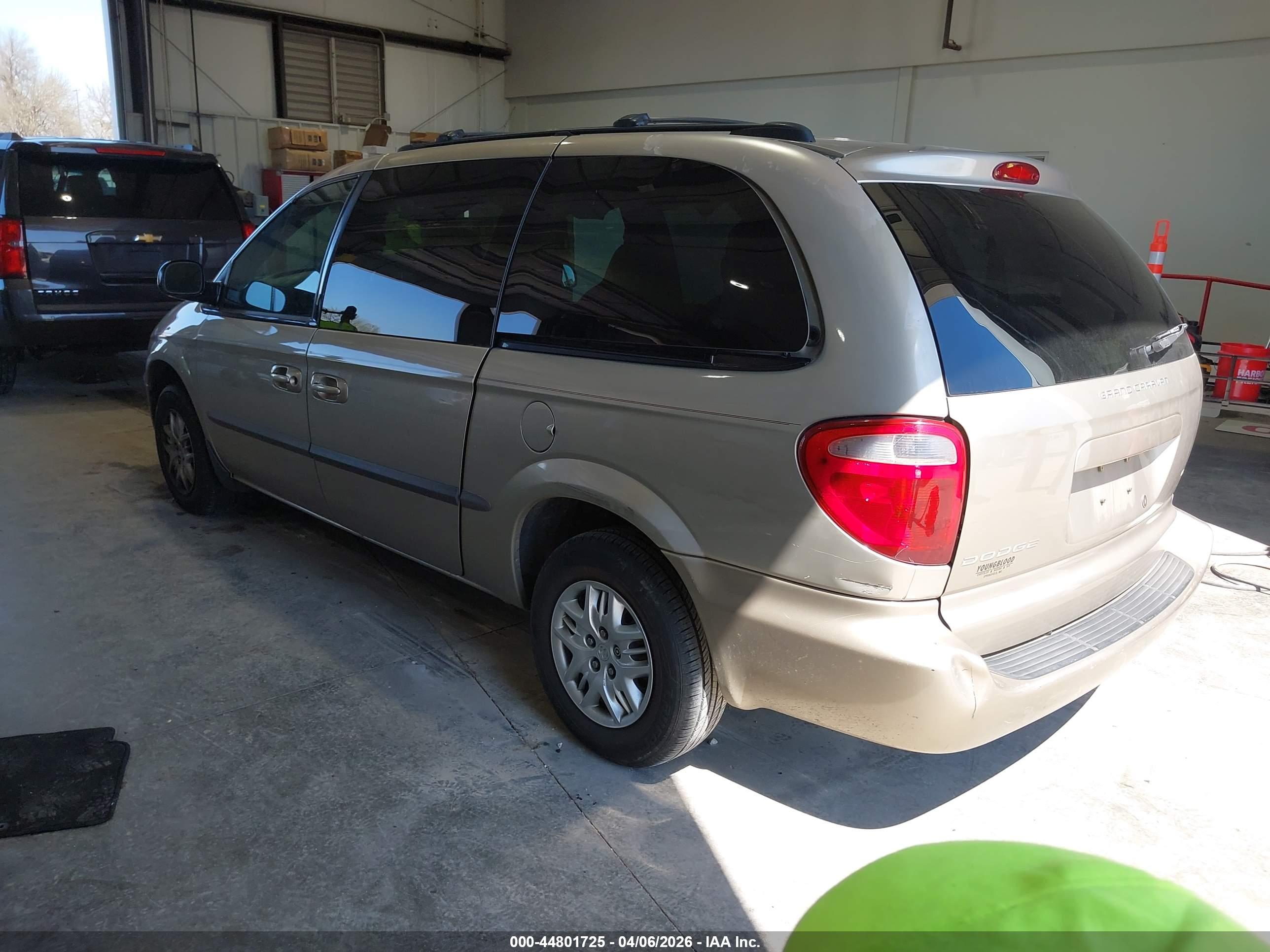 DODGE GRAND image 3