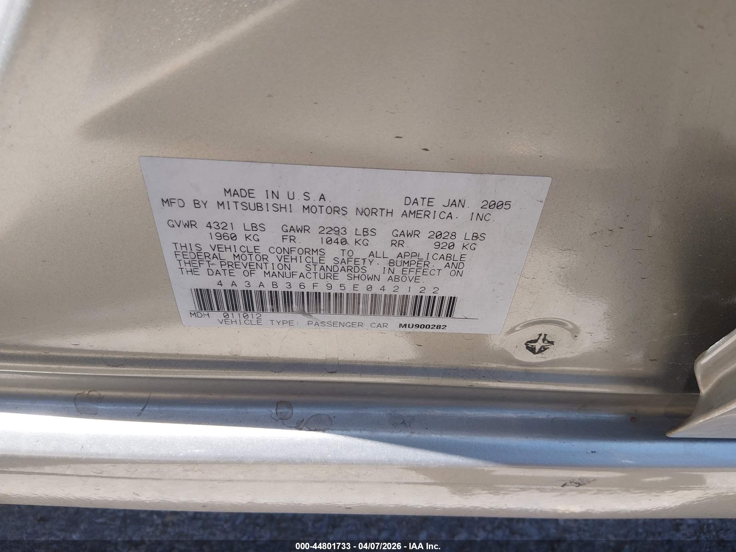MITSUBISHI GALANT image 9