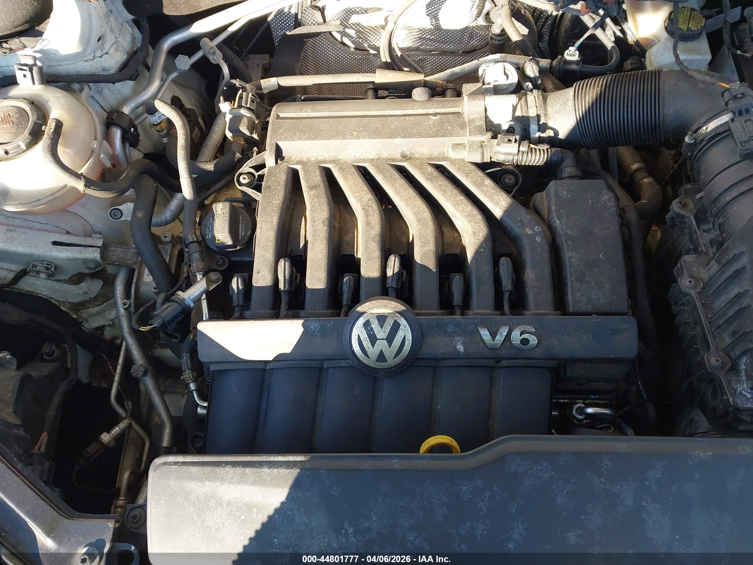 VOLKSWAGEN ATLAS image 10