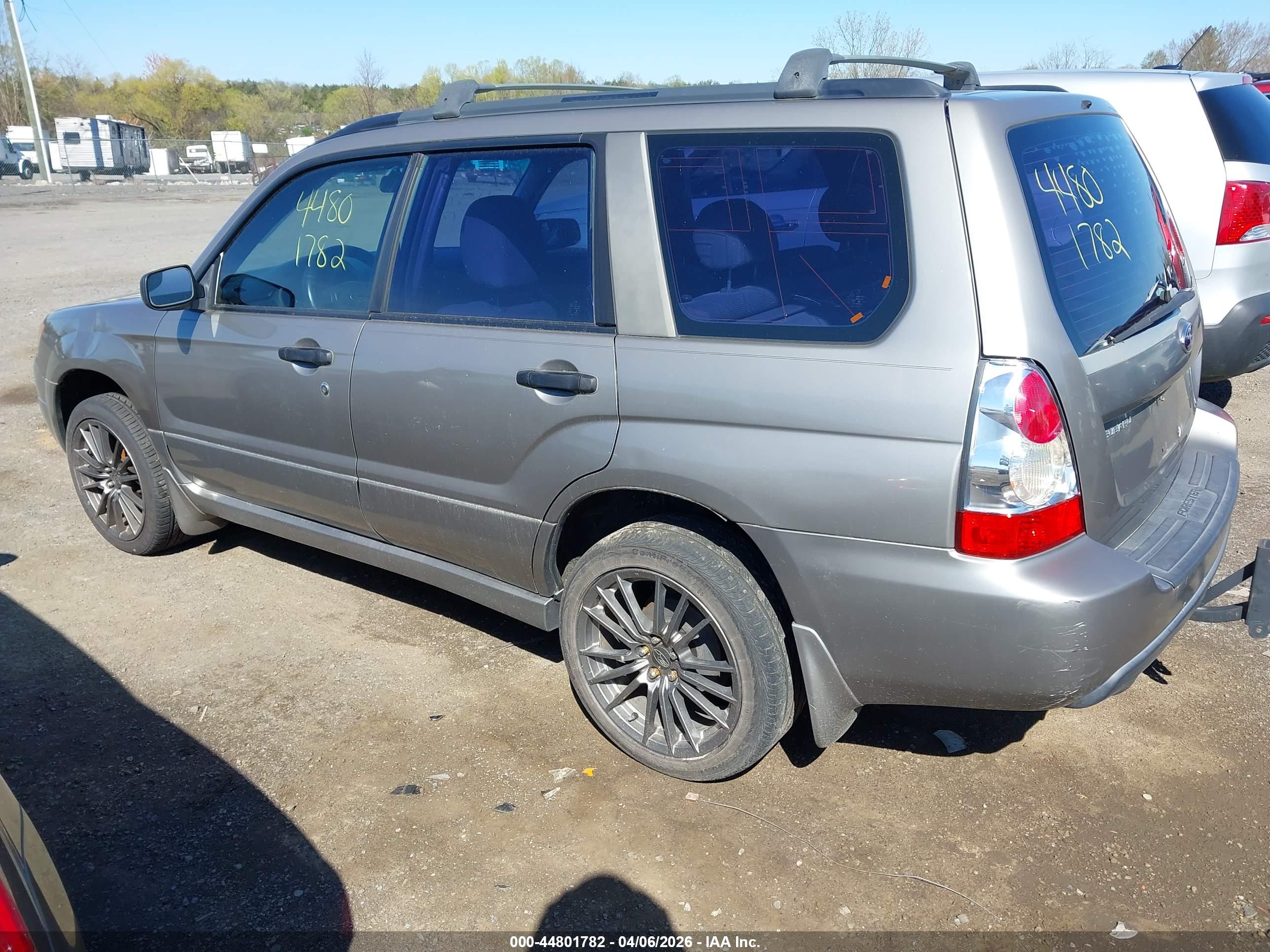 SUBARU FORESTER image 3