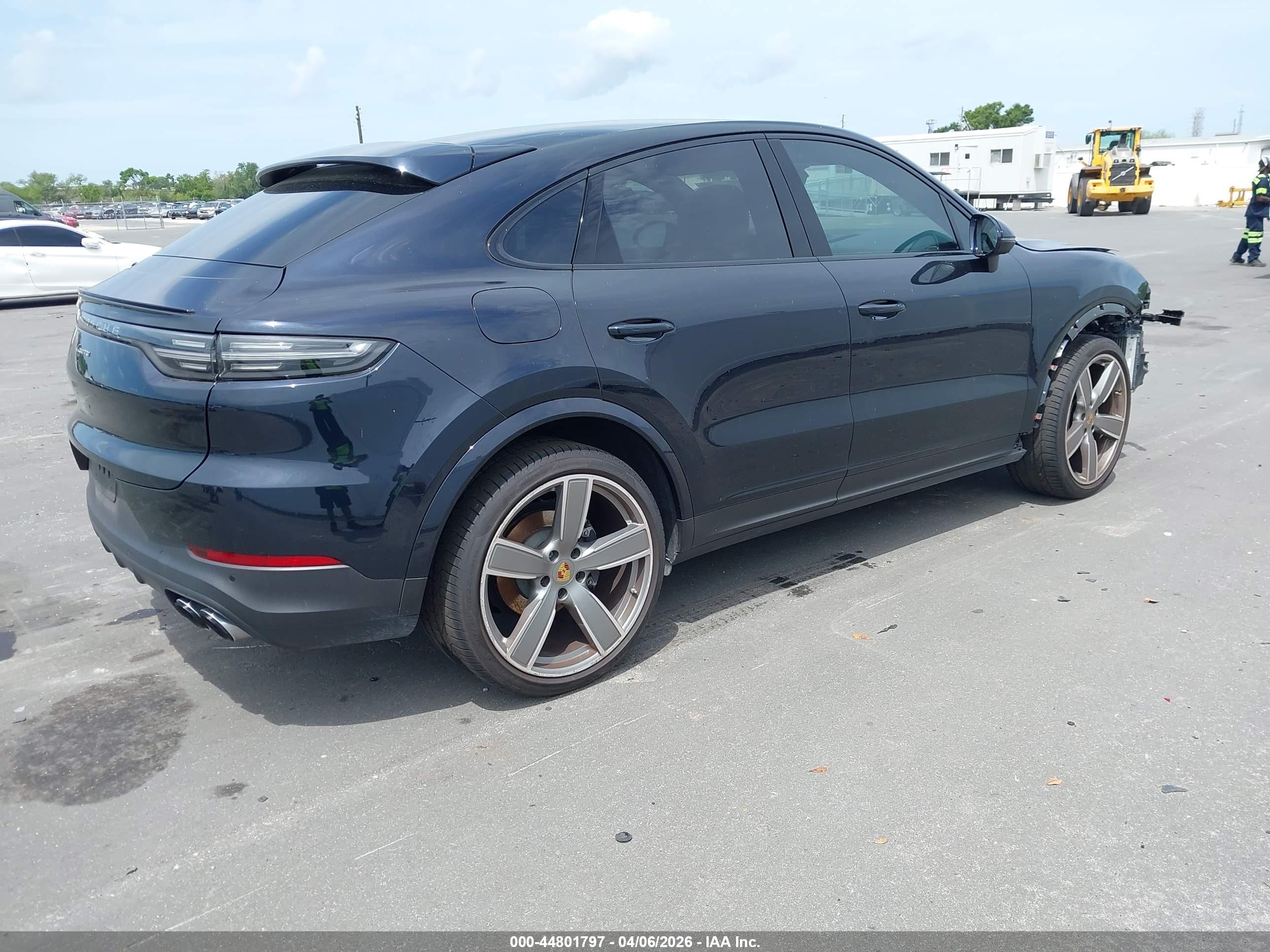 PORSCHE CAYENNE image 4