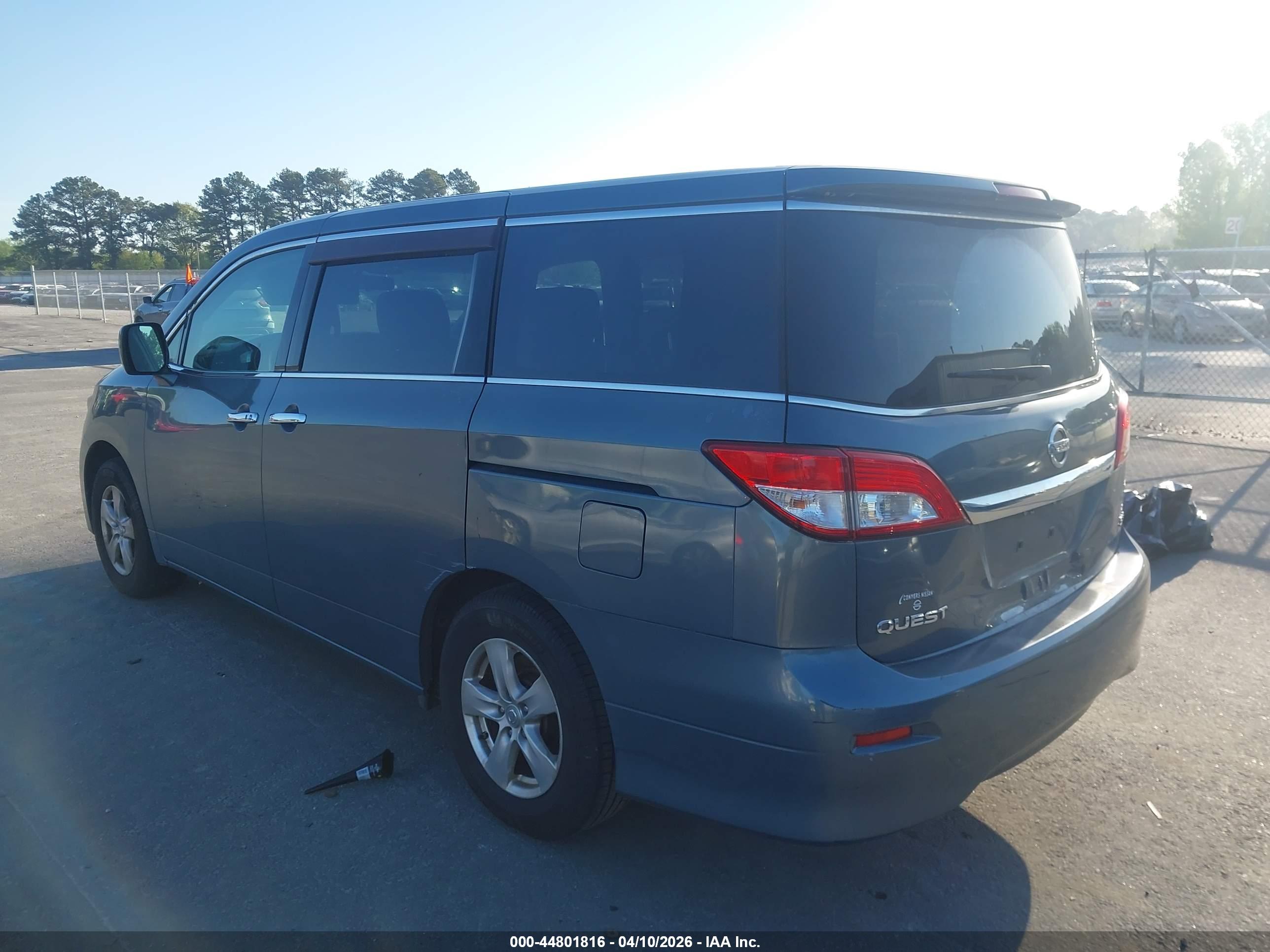 NISSAN QUEST image 3
