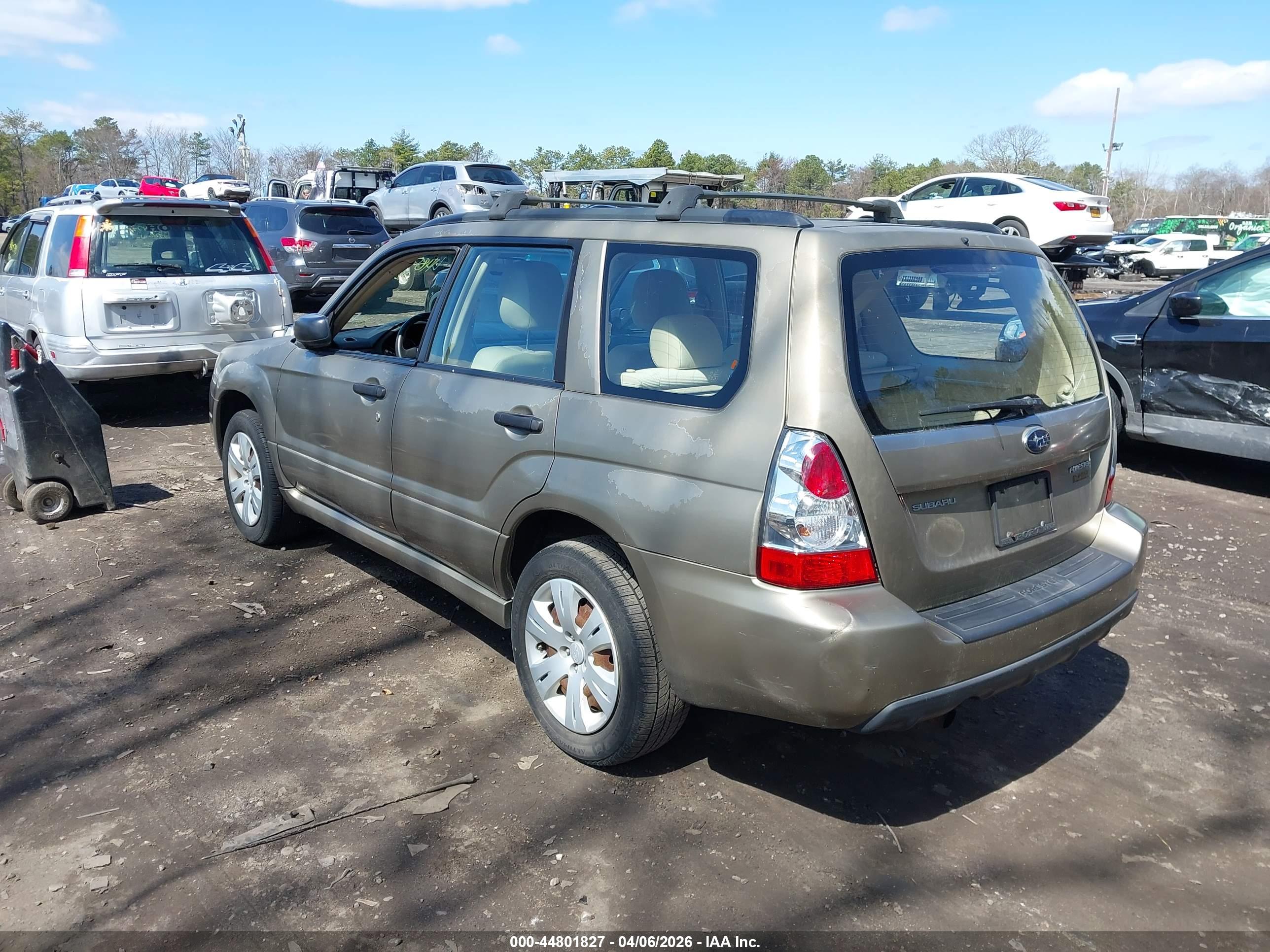 SUBARU FORESTER image 3