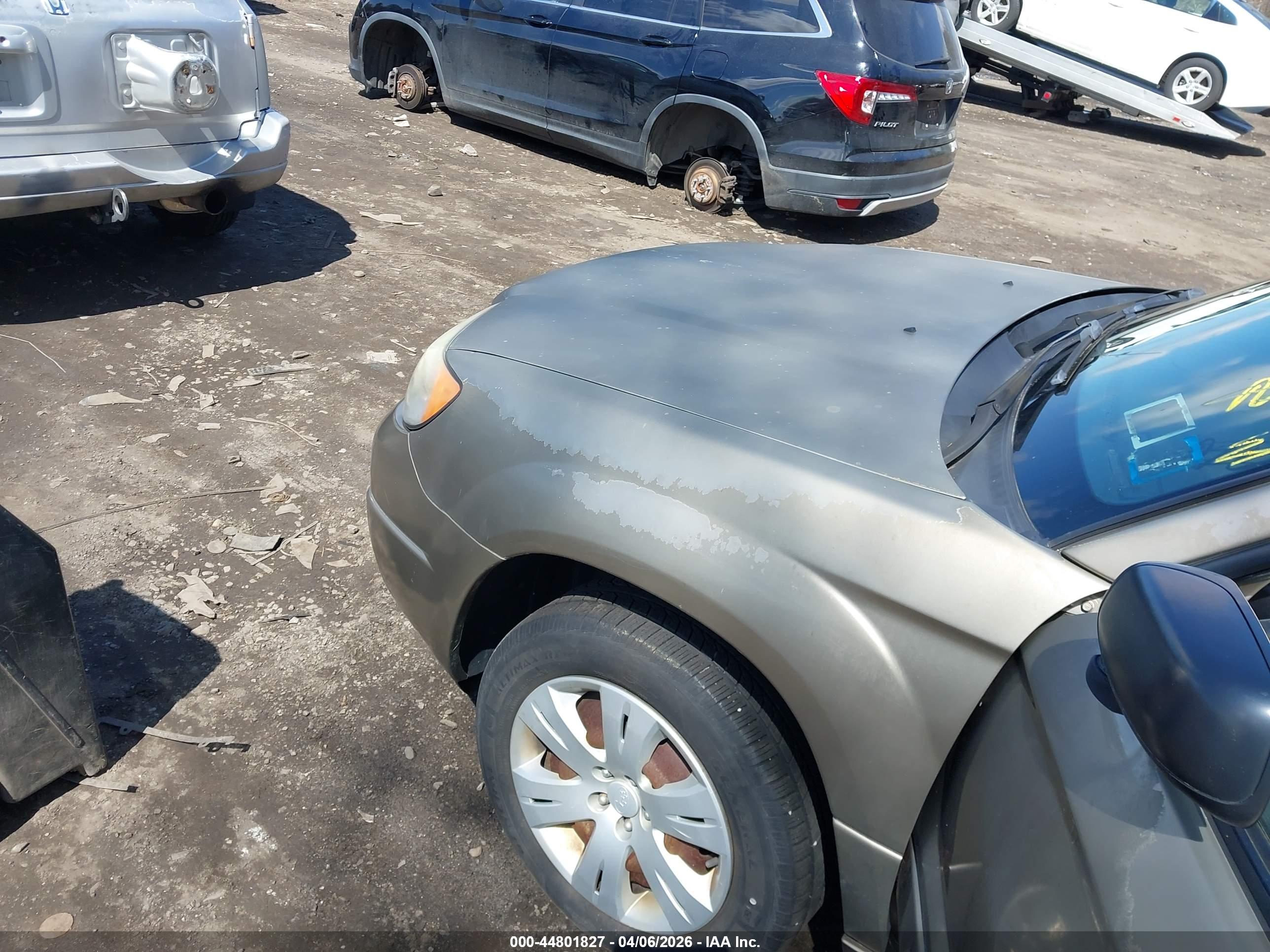 SUBARU FORESTER image 6