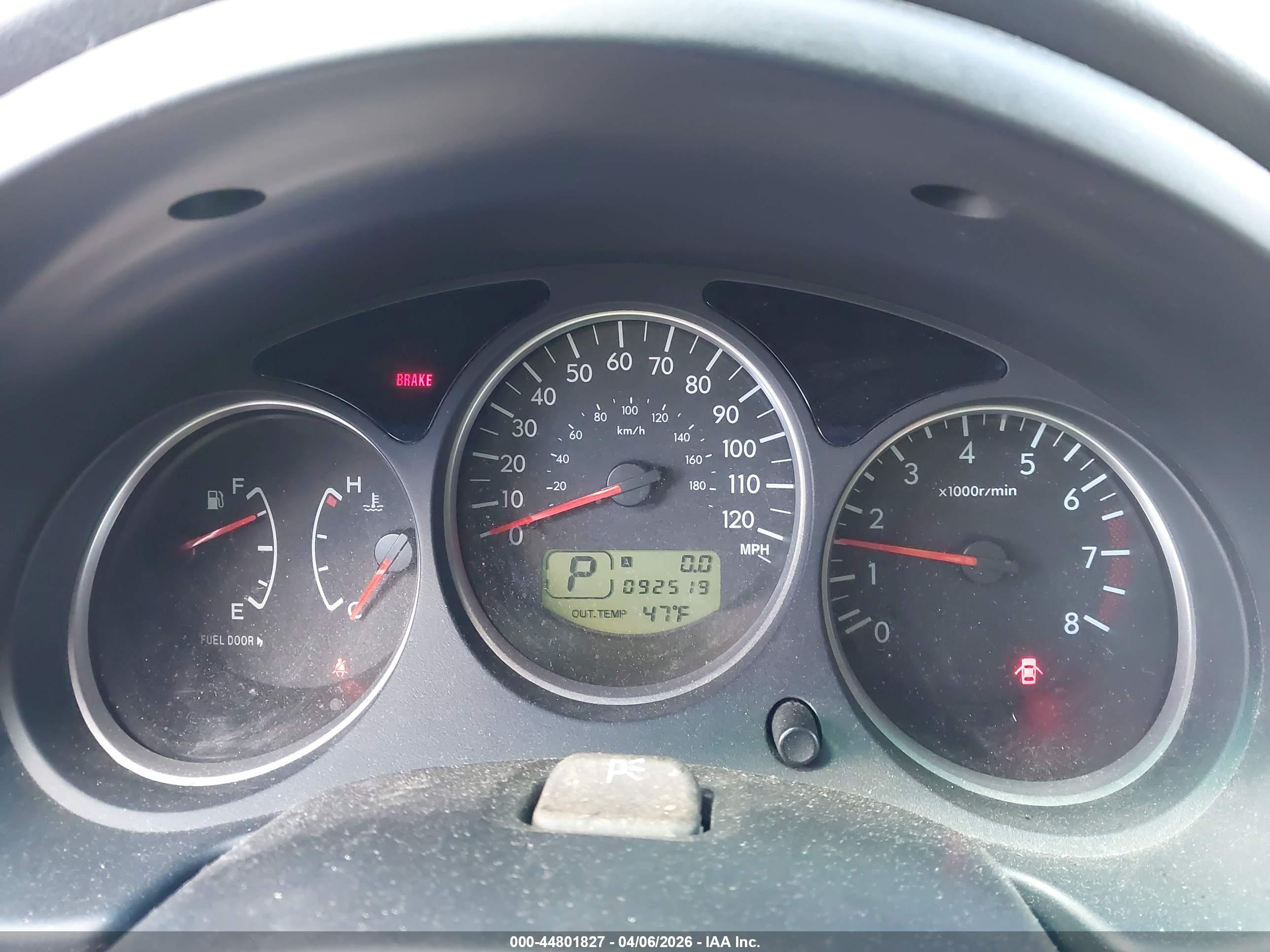 SUBARU FORESTER image 7