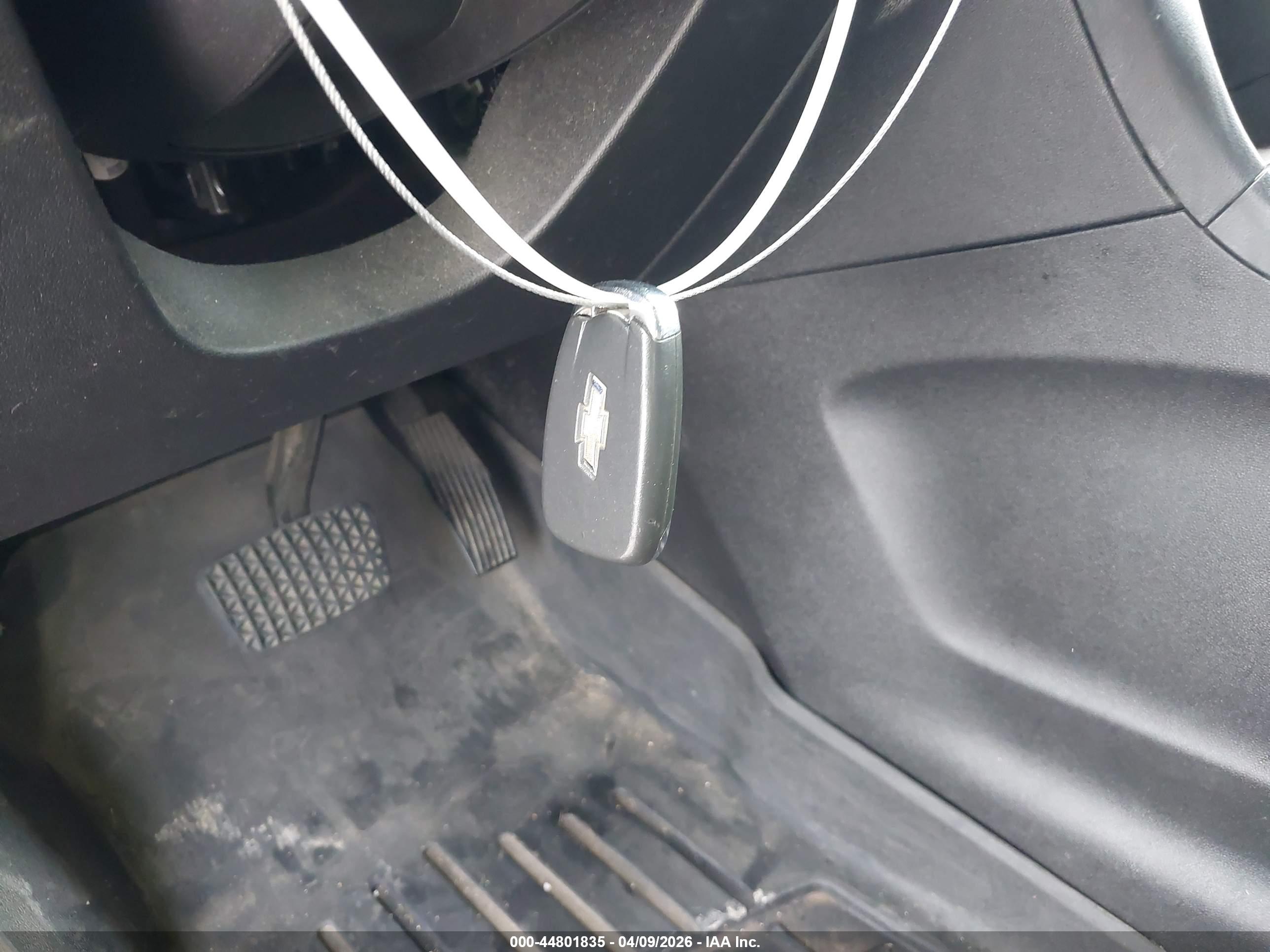 CHEVROLET EQUINOX image 11