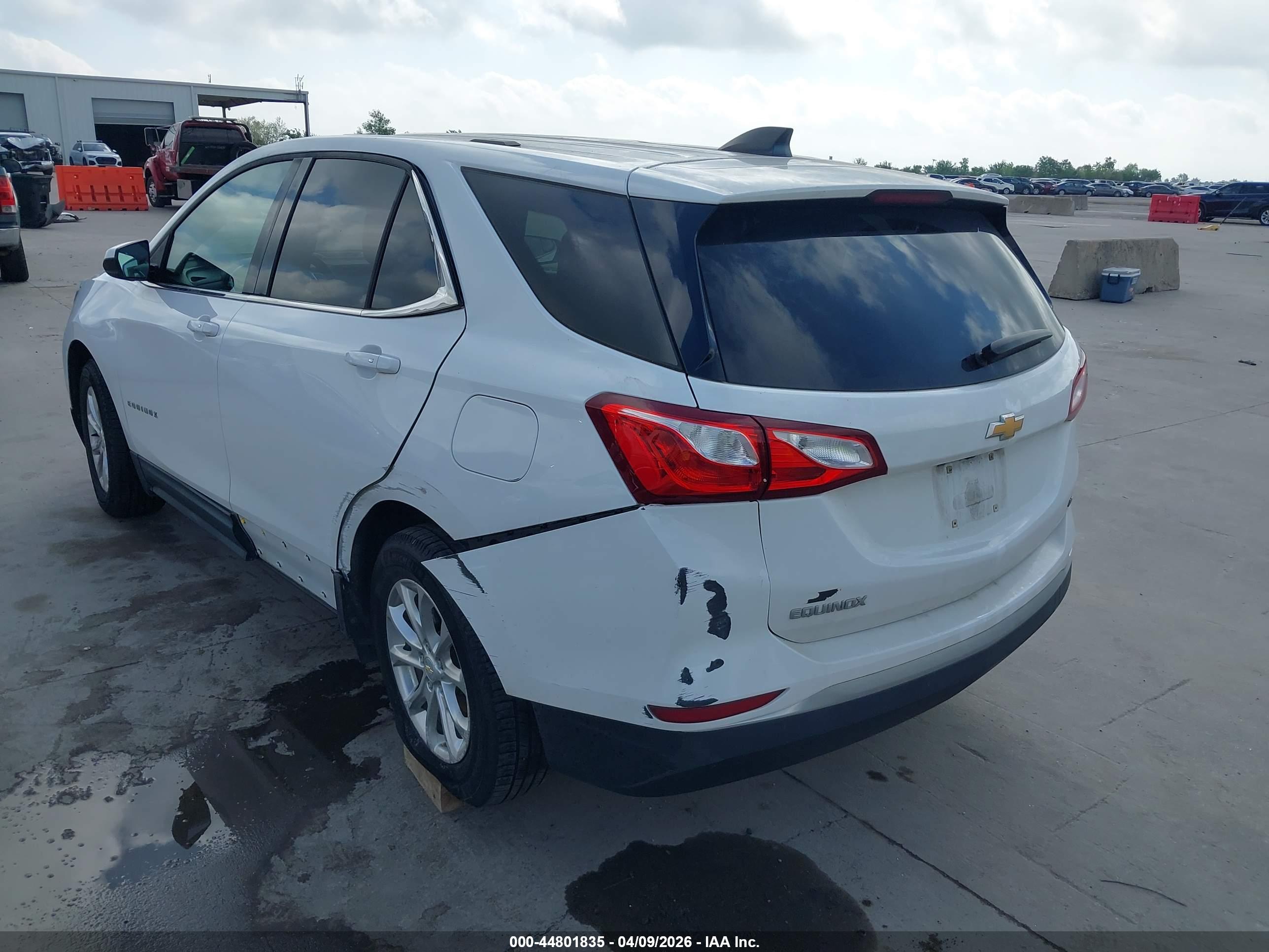 CHEVROLET EQUINOX image 3