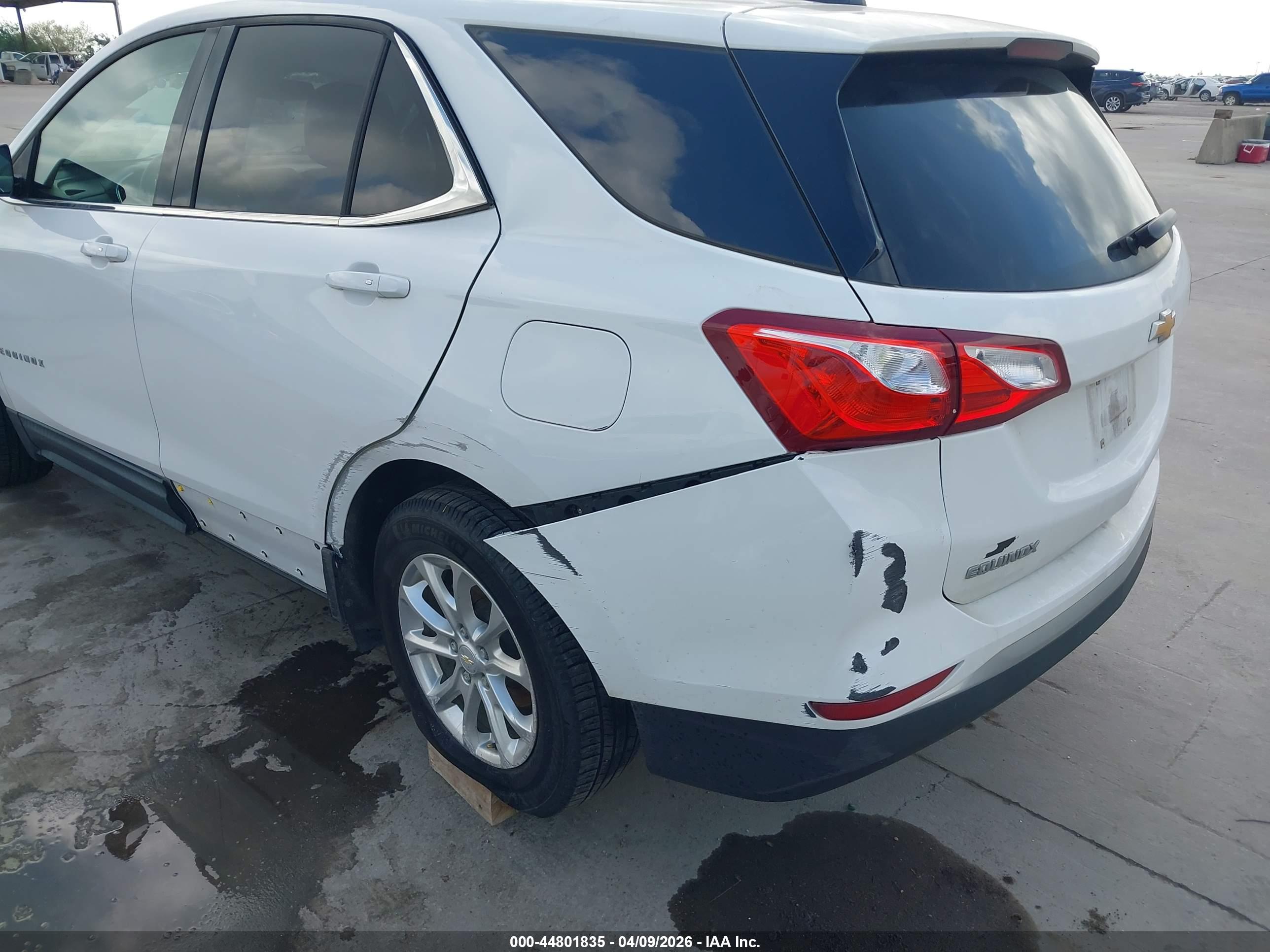 CHEVROLET EQUINOX image 6