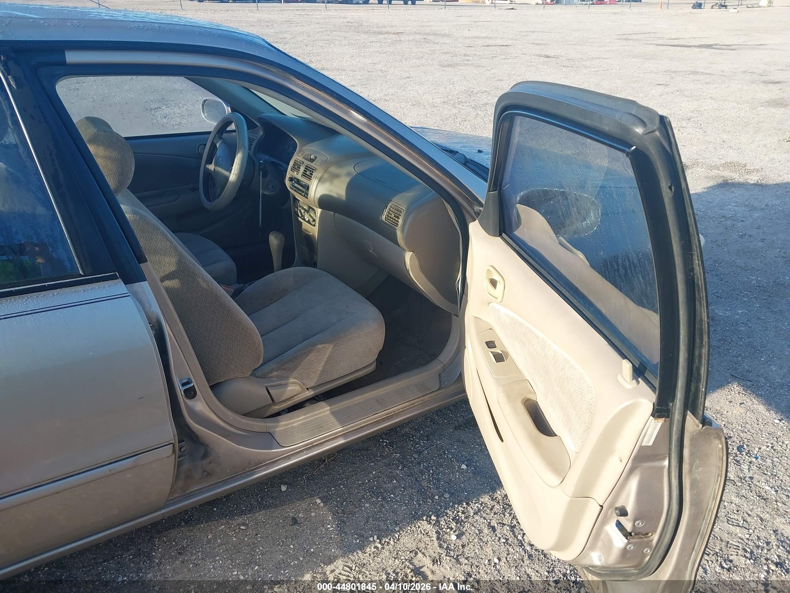 TOYOTA COROLLA image 5