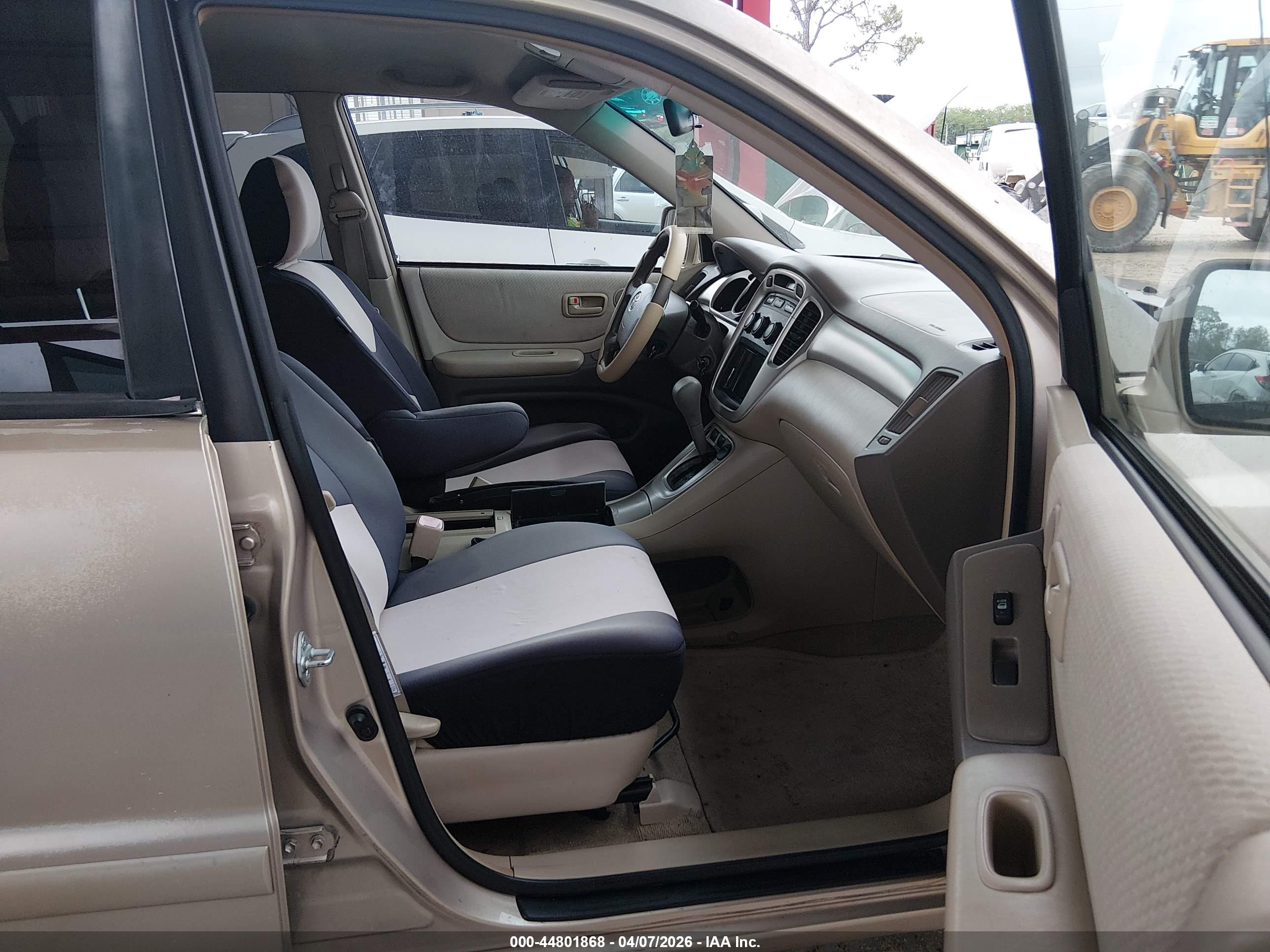 TOYOTA HIGHLANDER image 5