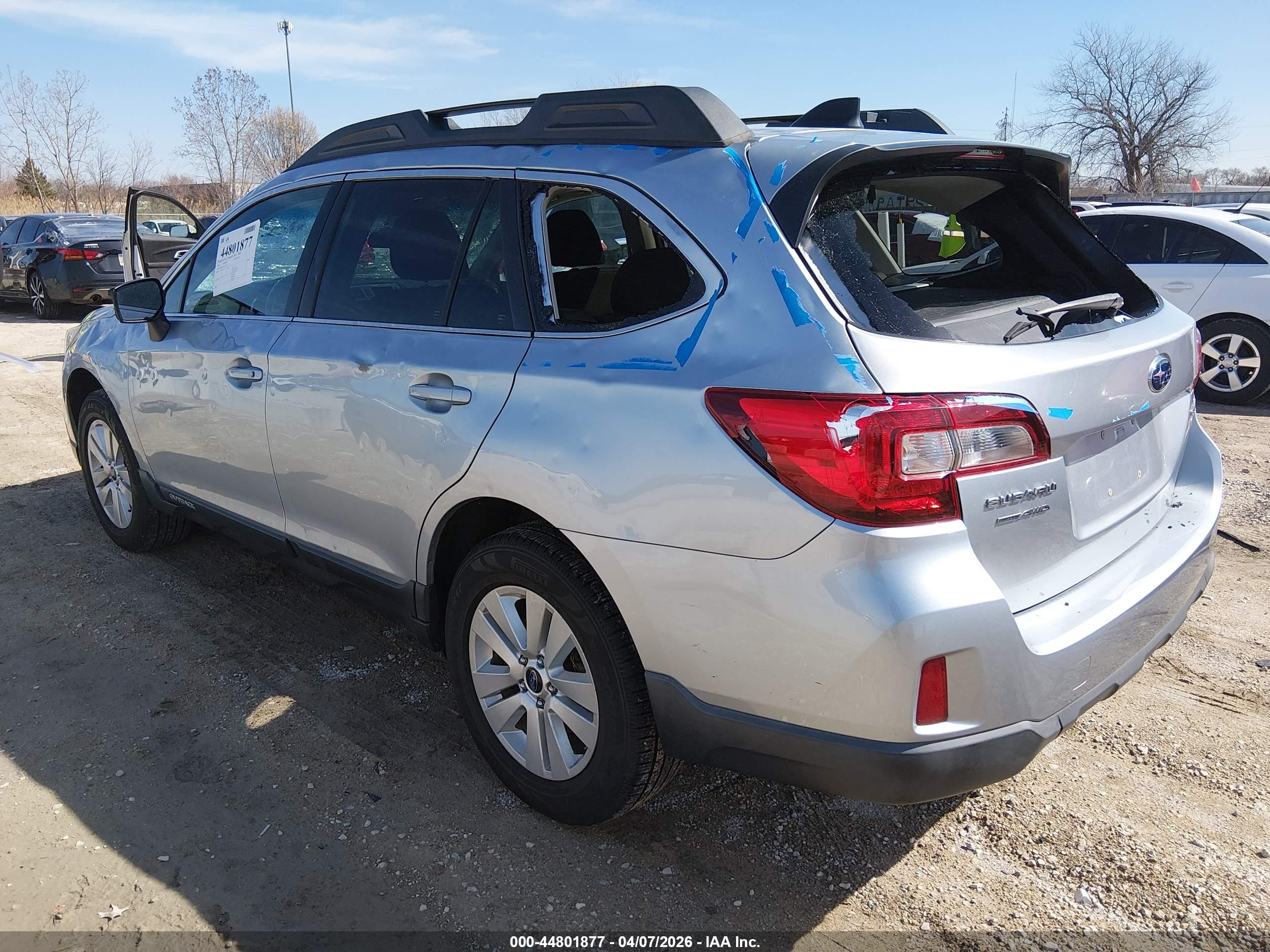 SUBARU OUTBACK image 3