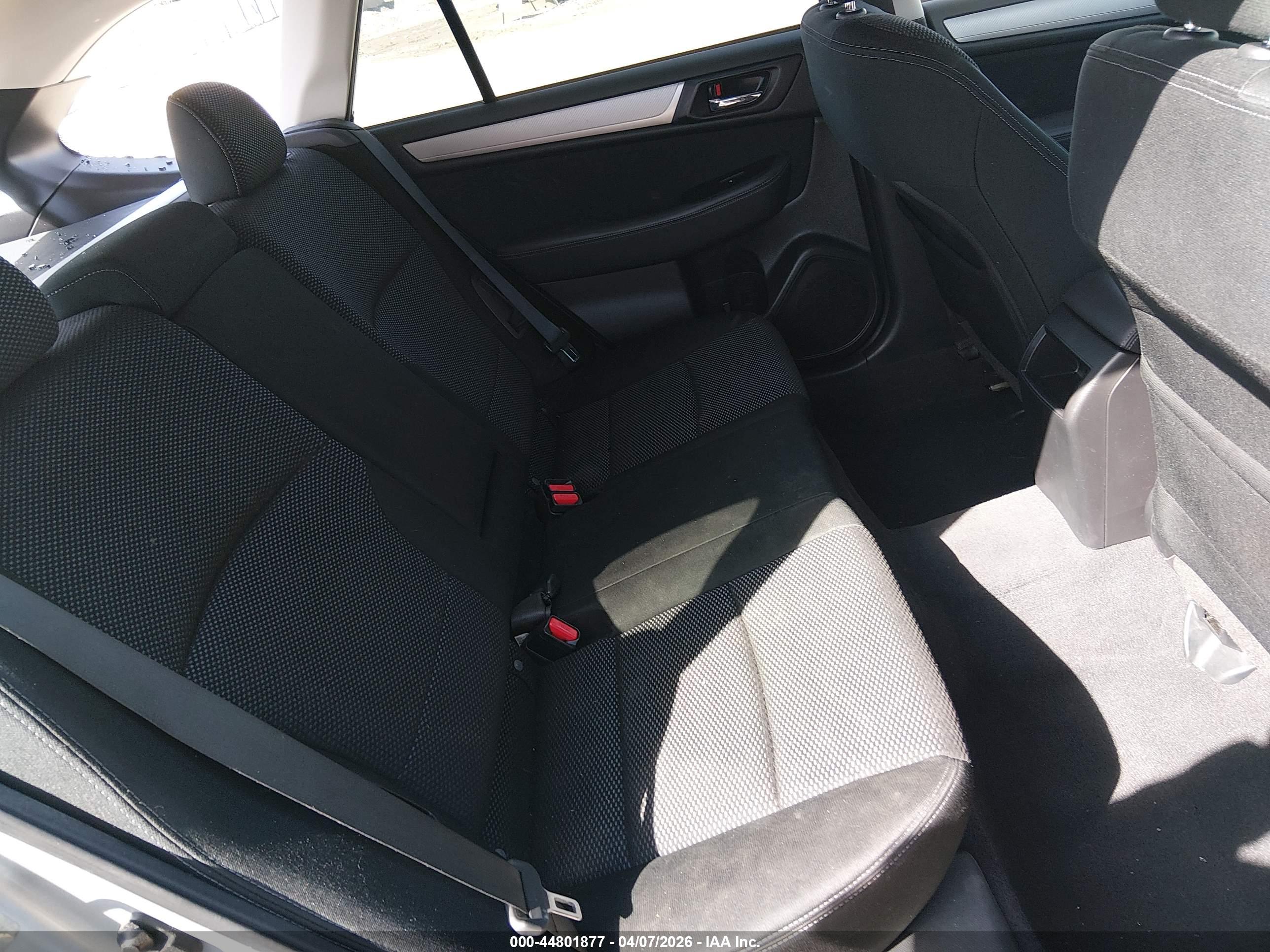 SUBARU OUTBACK image 8