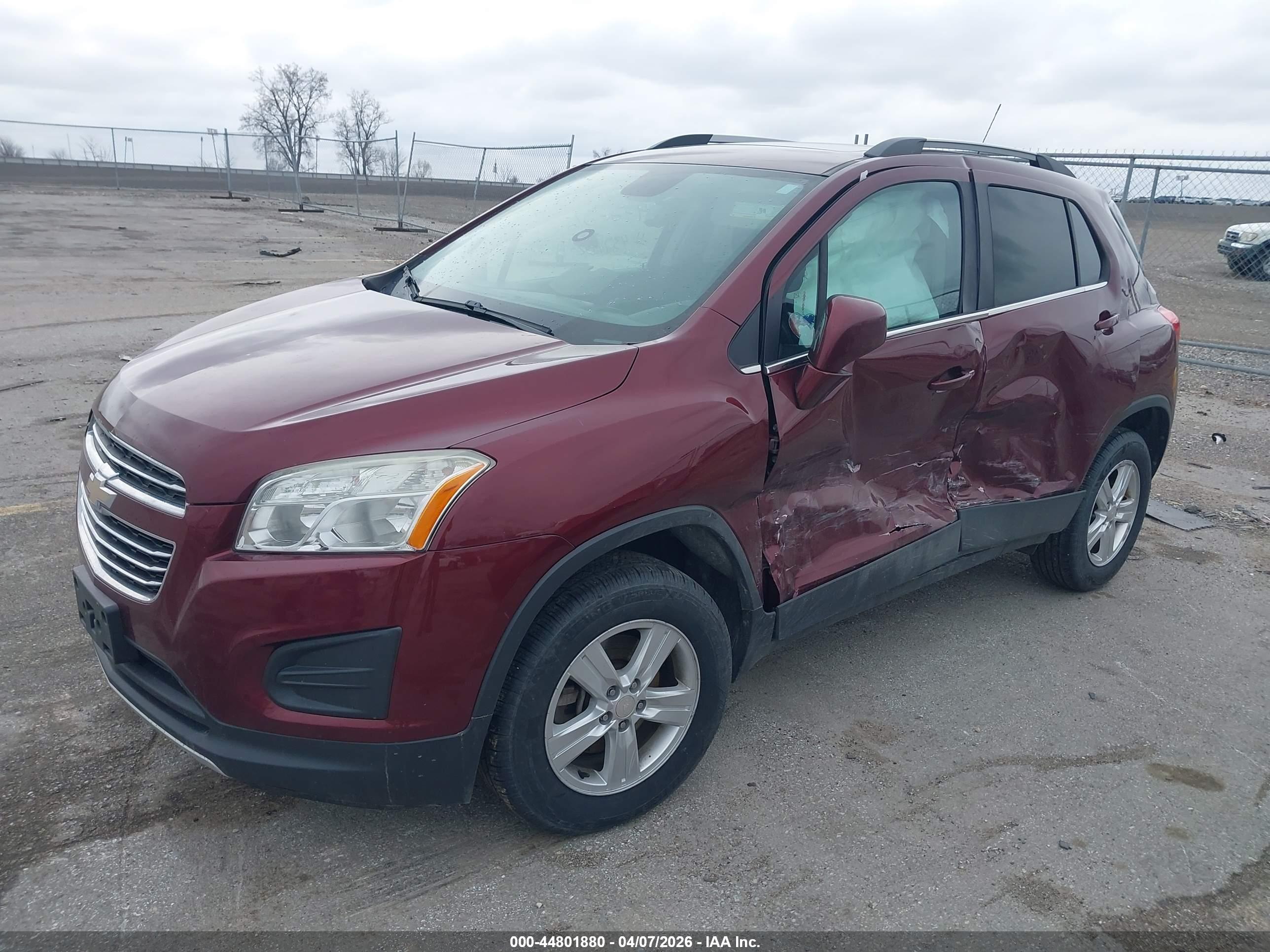 CHEVROLET TRAX image 2