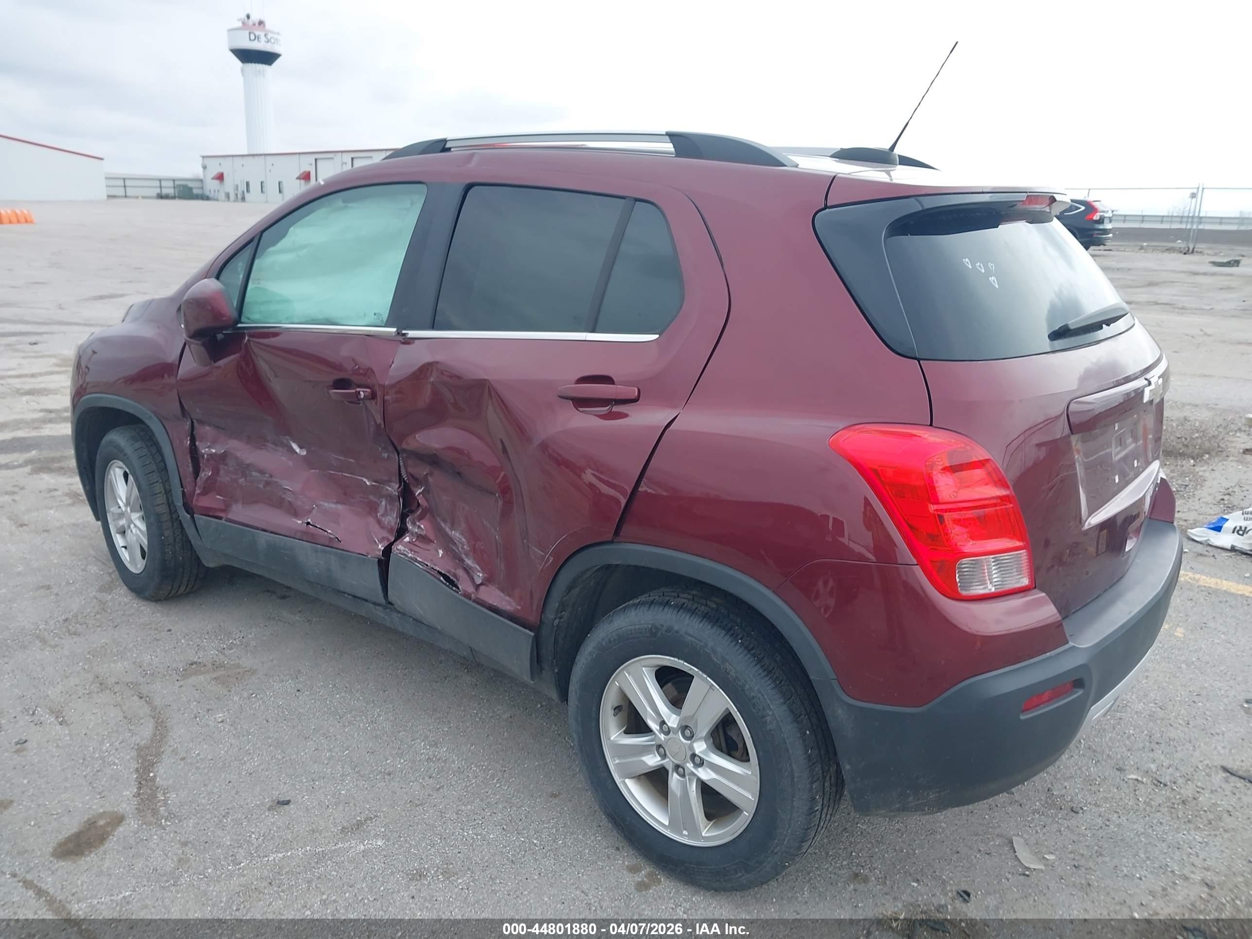 CHEVROLET TRAX image 3