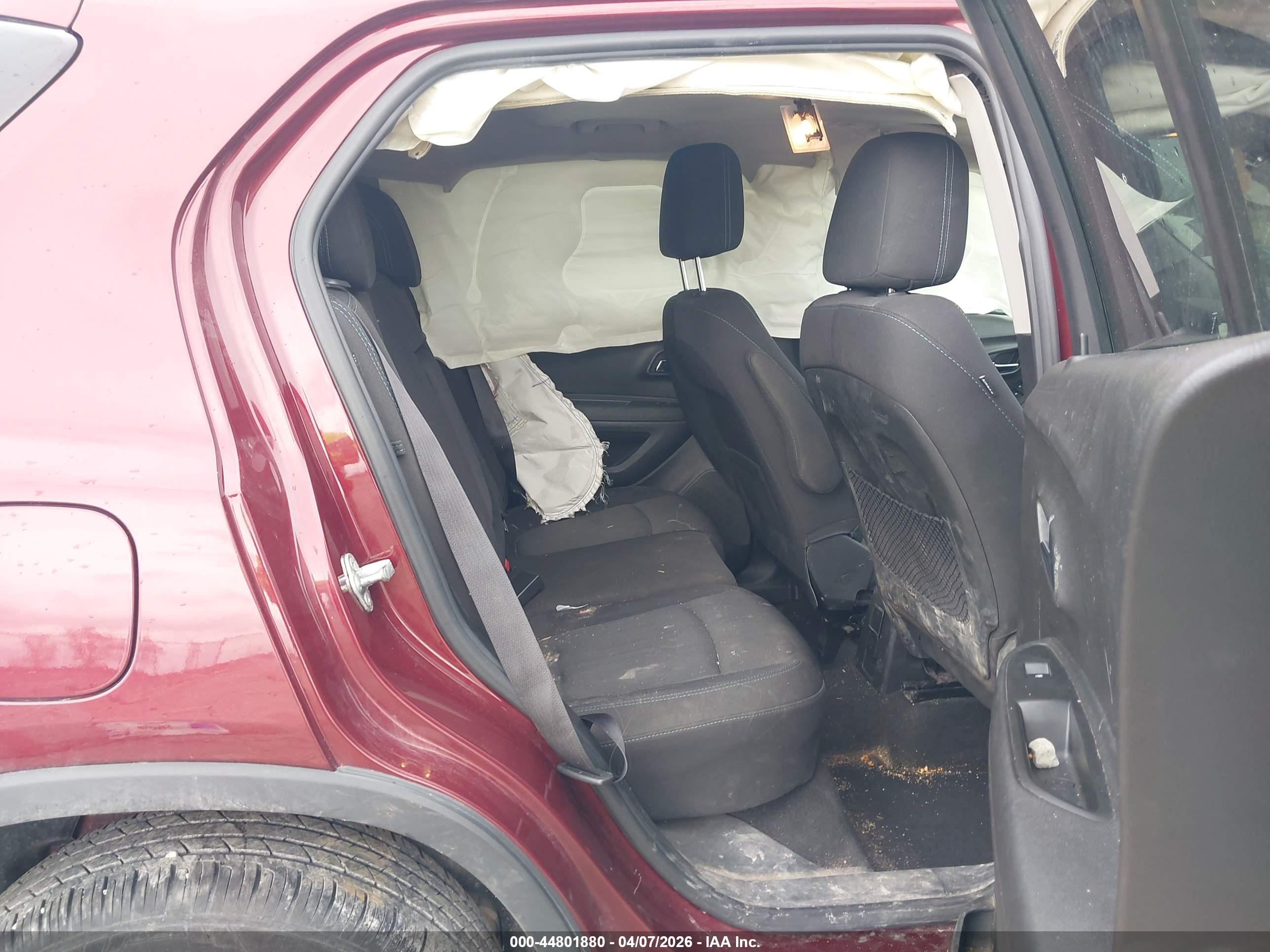 CHEVROLET TRAX image 8