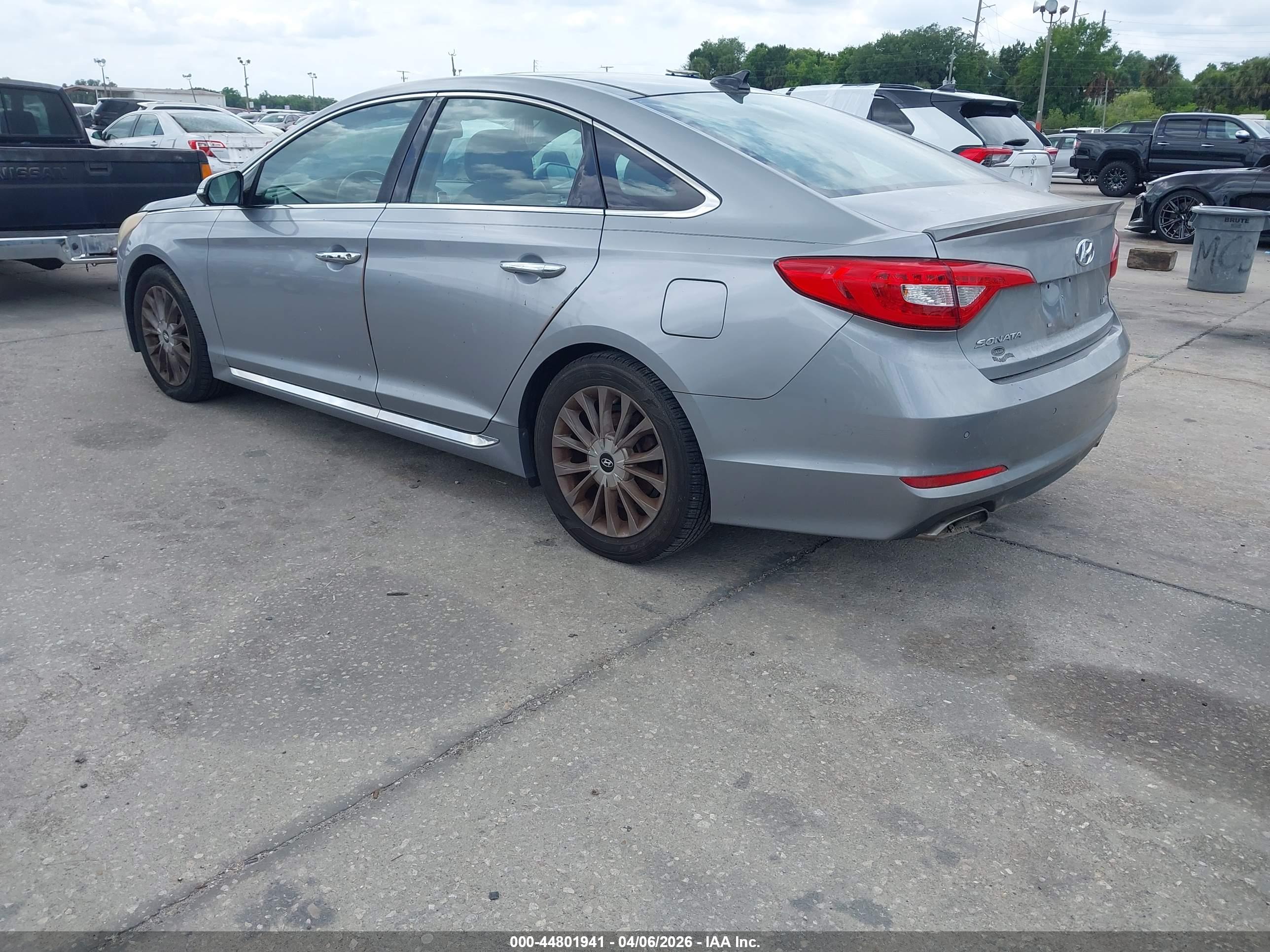 HYUNDAI SONATA image 3