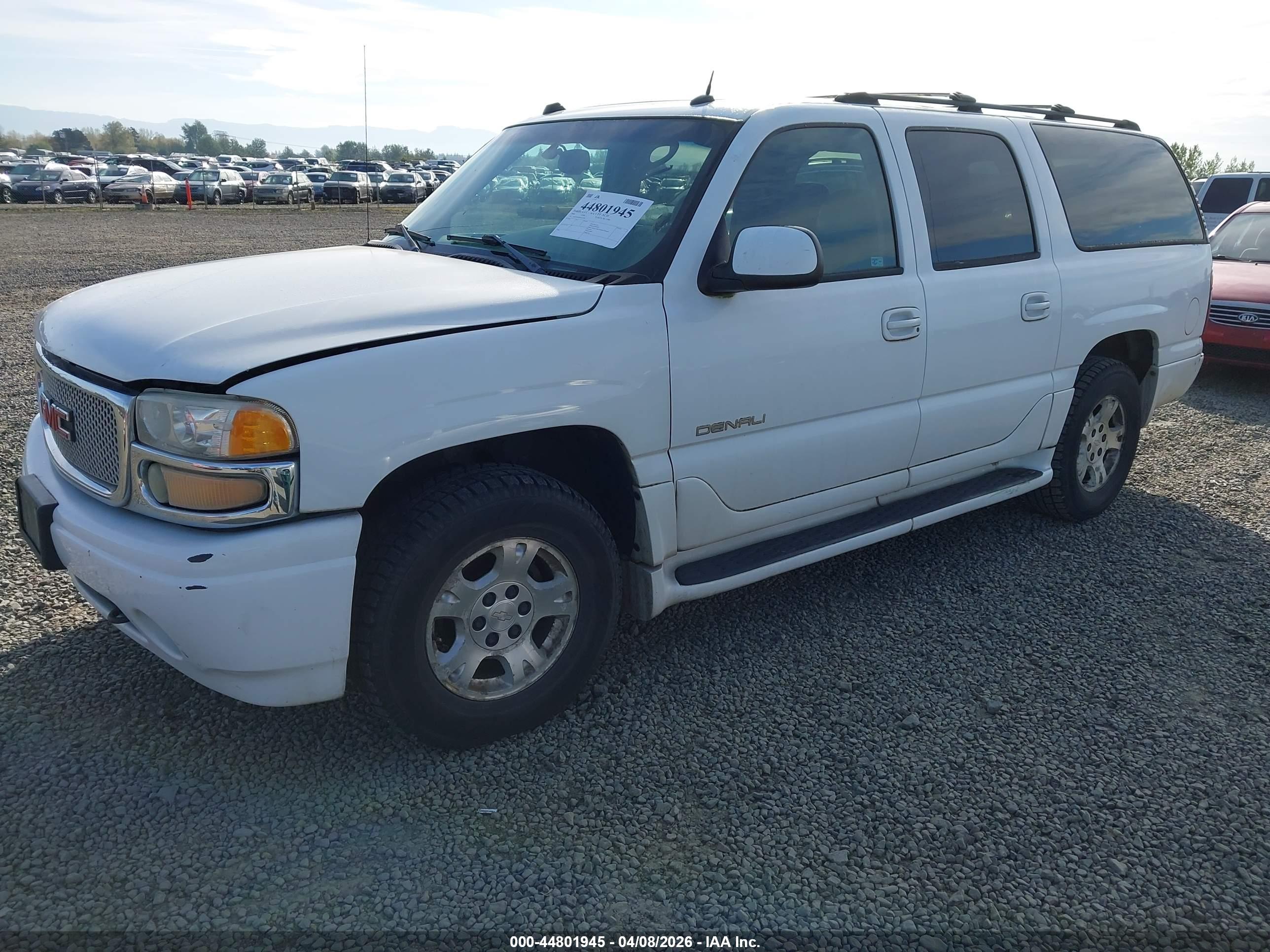 GMC YUKON image 2