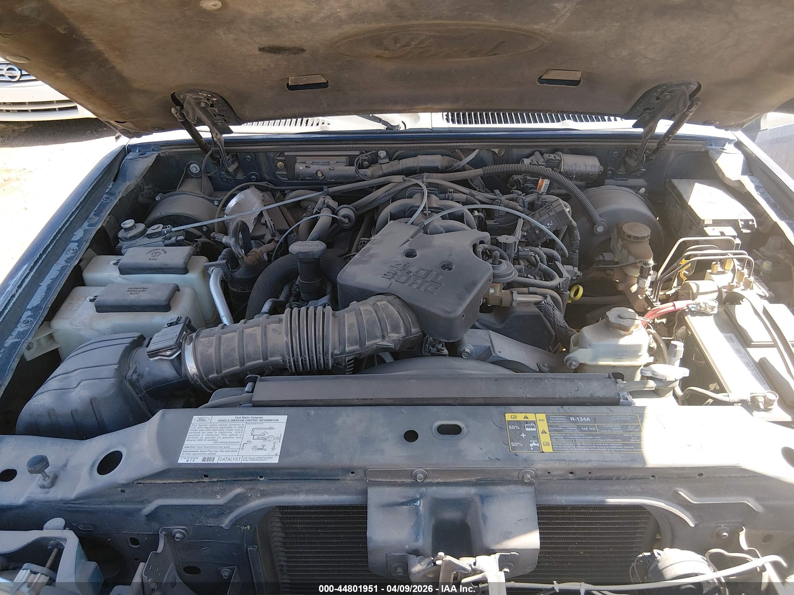 FORD EXPLORER image 10