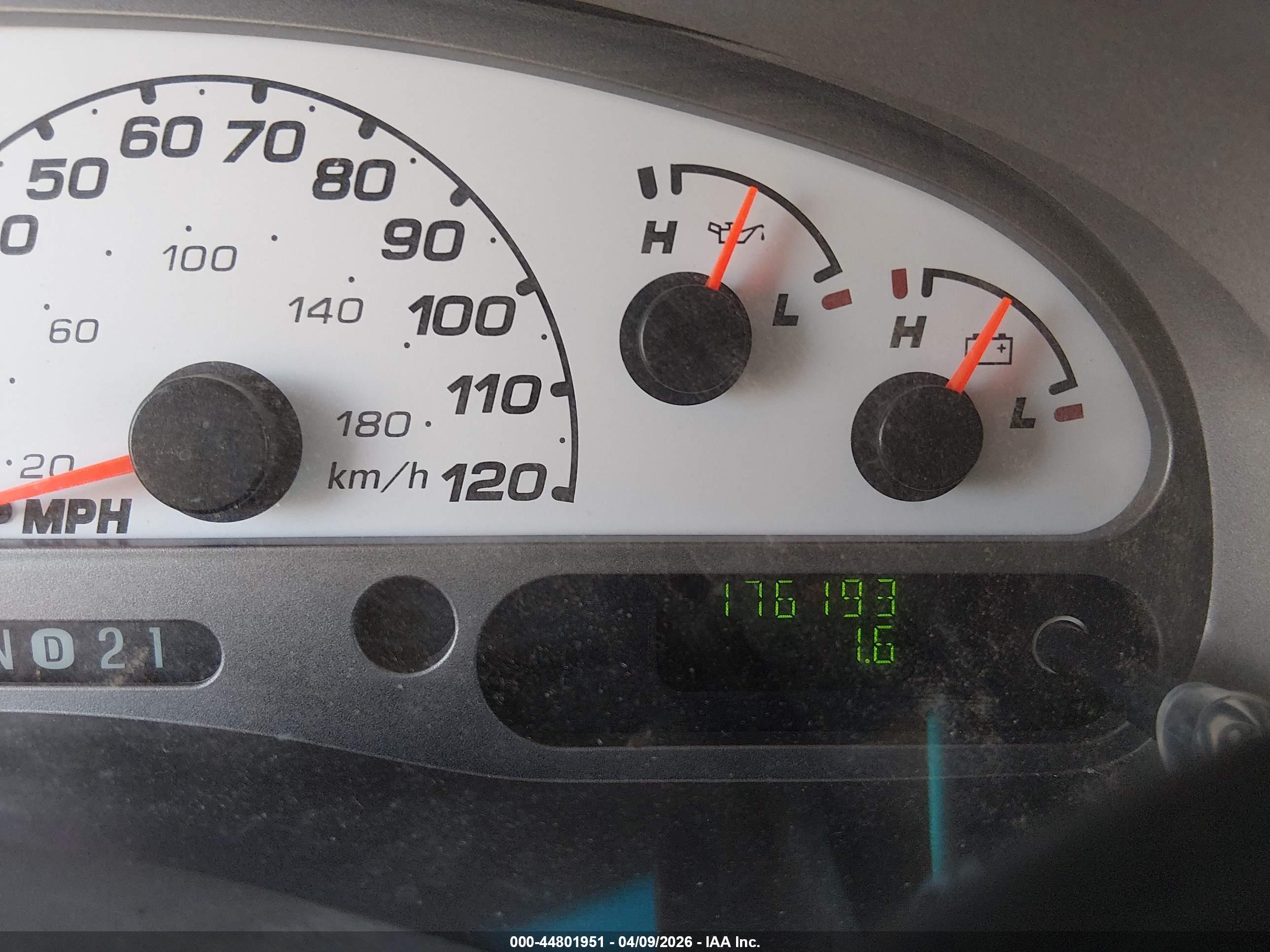 FORD EXPLORER image 7