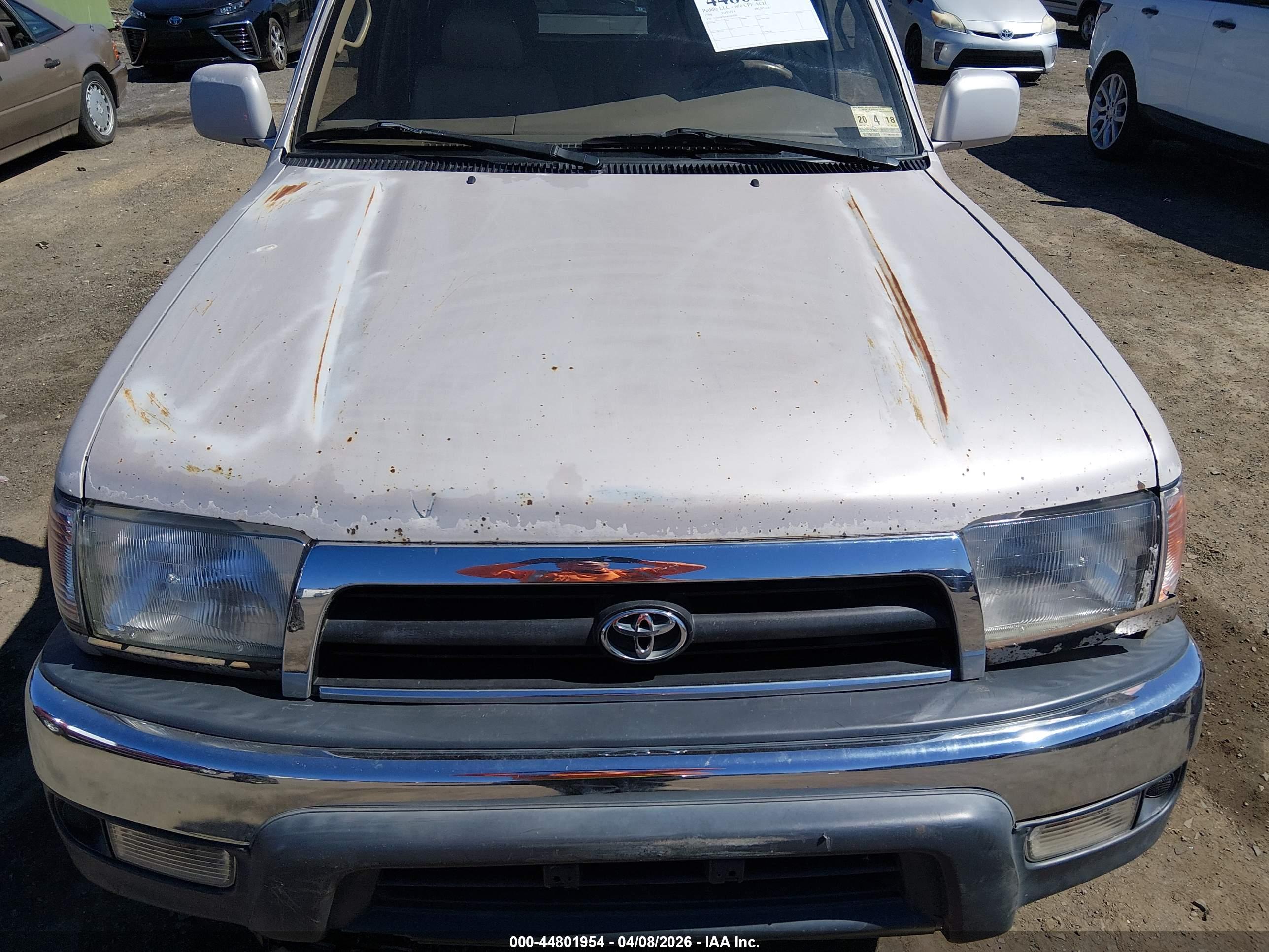 TOYOTA 4RUNNER image 6